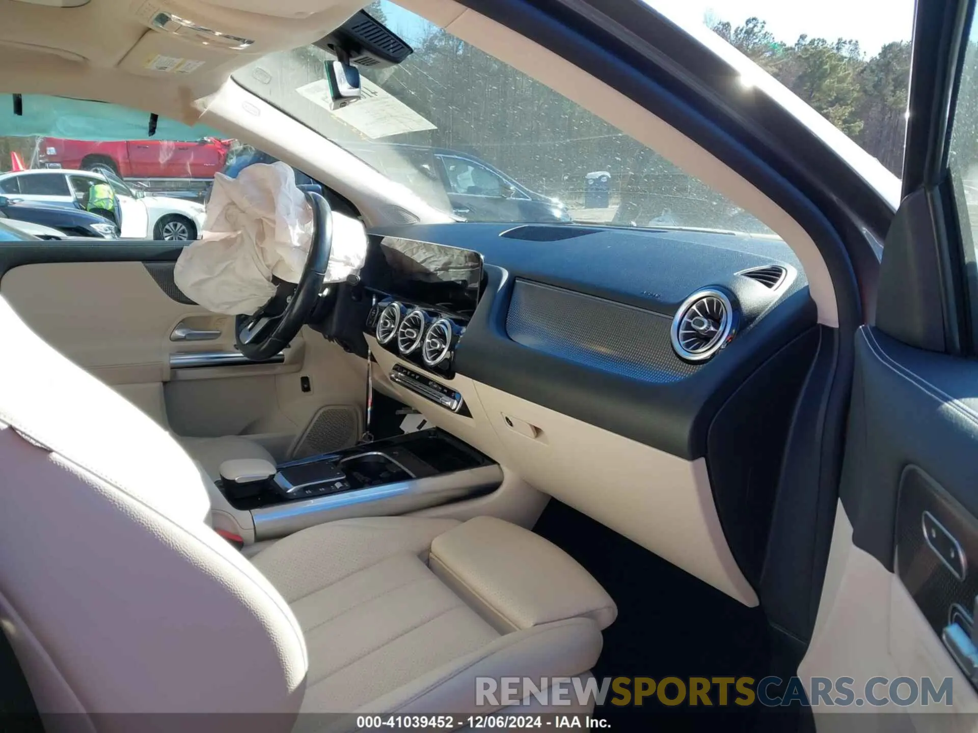 5 fotografías del automóvil dañado W1N4N4GB0MJ256391 MERCEDES-BENZ GLA 250 2021