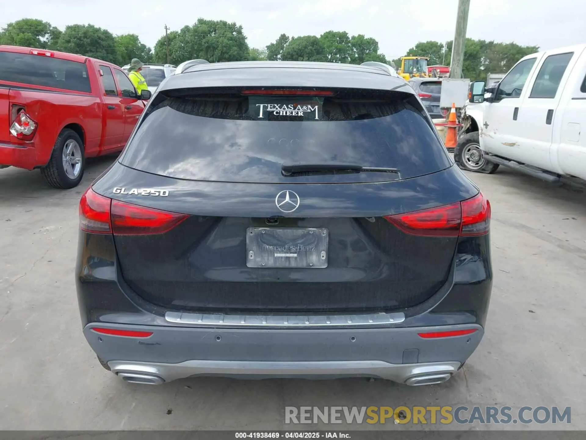 16 fotografías del automóvil dañado W1N4N4GB3MJ166183 MERCEDES-BENZ GLA 250 2021
