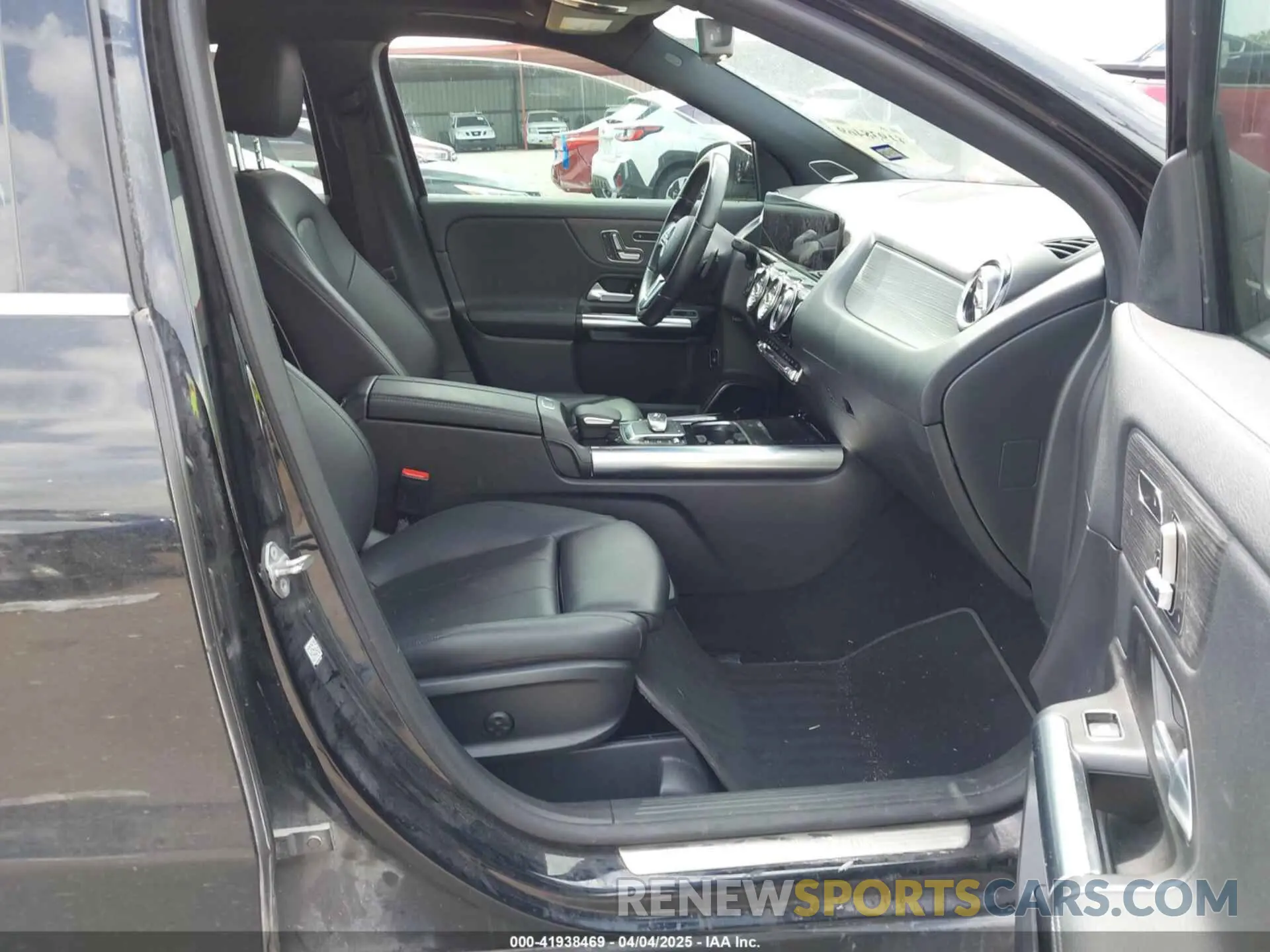 5 fotografías del automóvil dañado W1N4N4GB3MJ166183 MERCEDES-BENZ GLA 250 2021