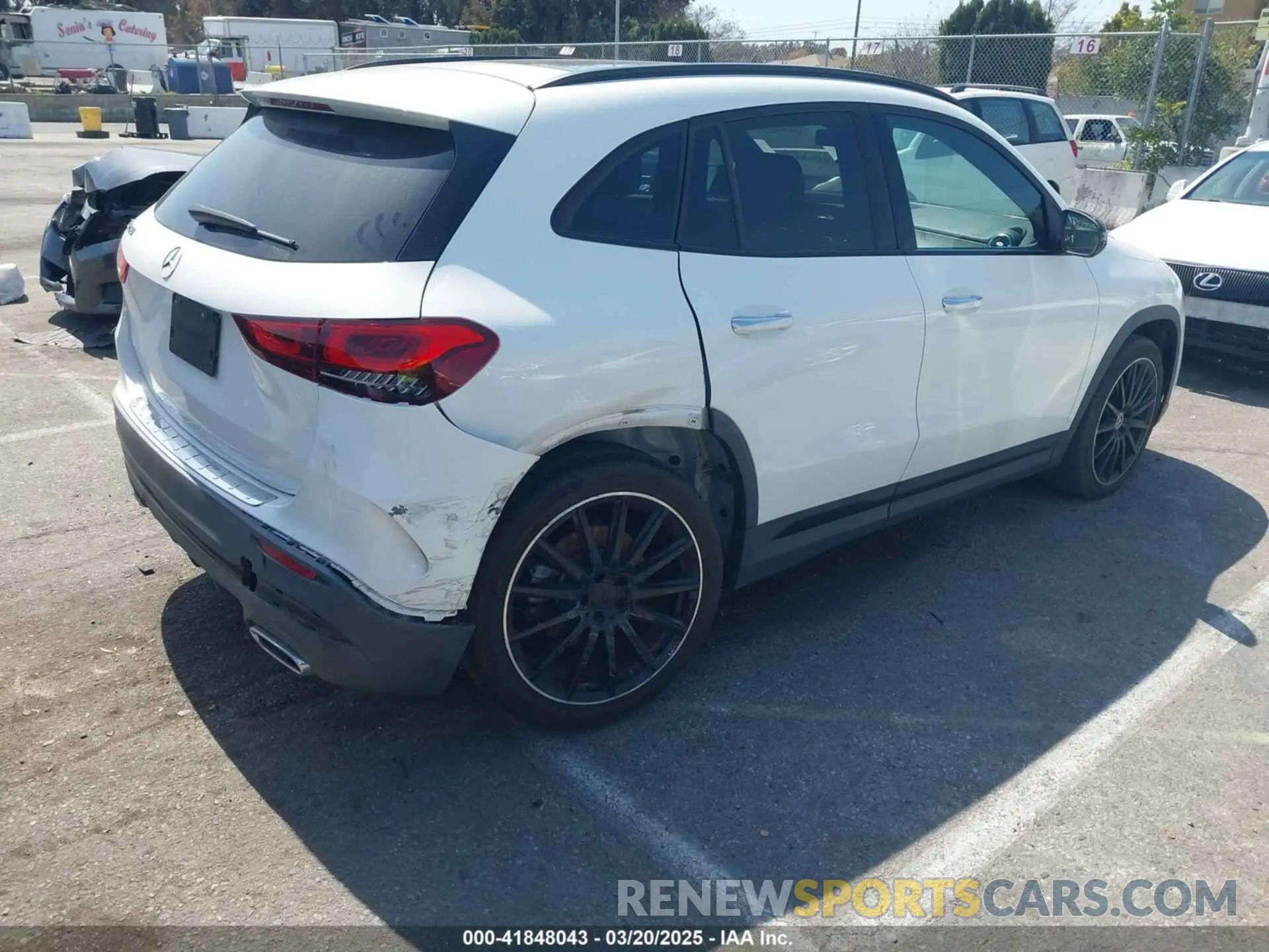 4 fotografías del automóvil dañado W1N4N4GB4MJ167939 MERCEDES-BENZ GLA 250 2021