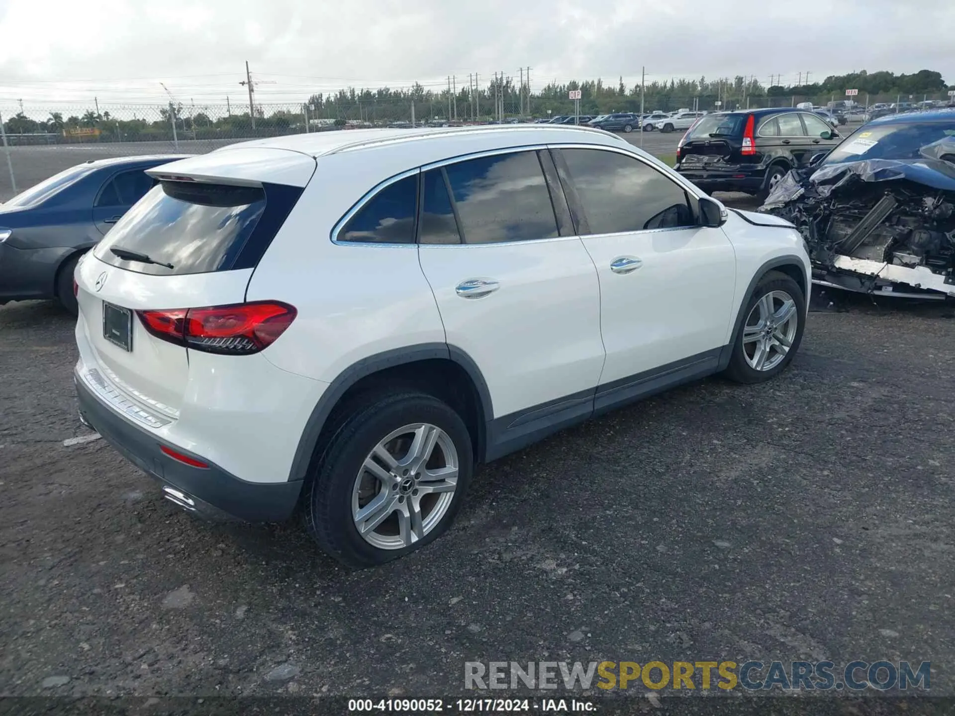 4 fotografías del automóvil dañado W1N4N4GB6MJ119715 MERCEDES-BENZ GLA 250 2021