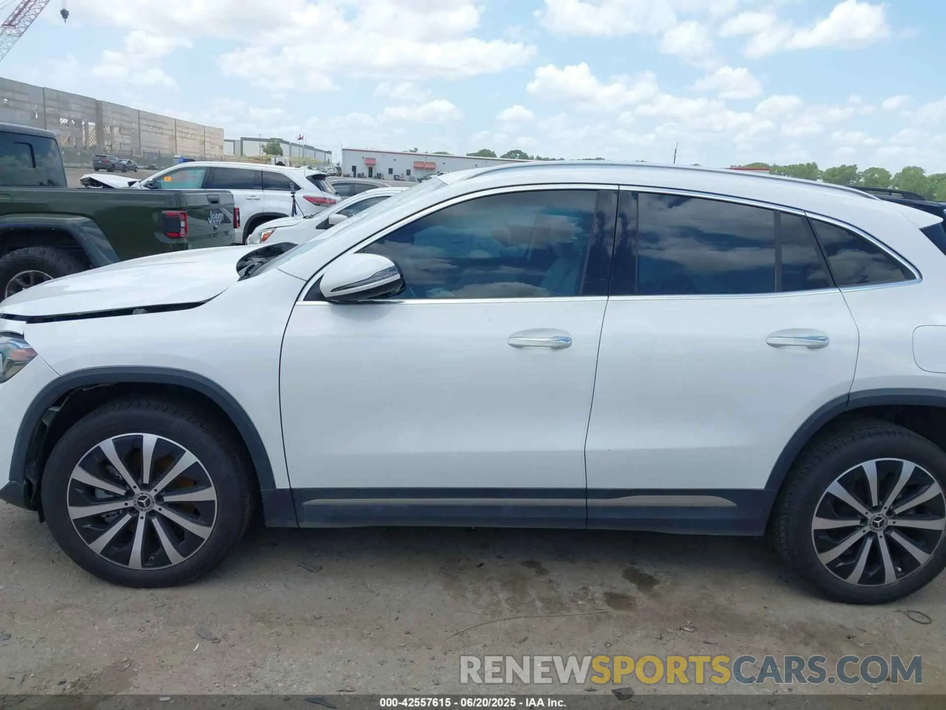 14 fotografías del automóvil dañado W1N4N4GB8MJ256638 MERCEDES-BENZ GLA 250 2021