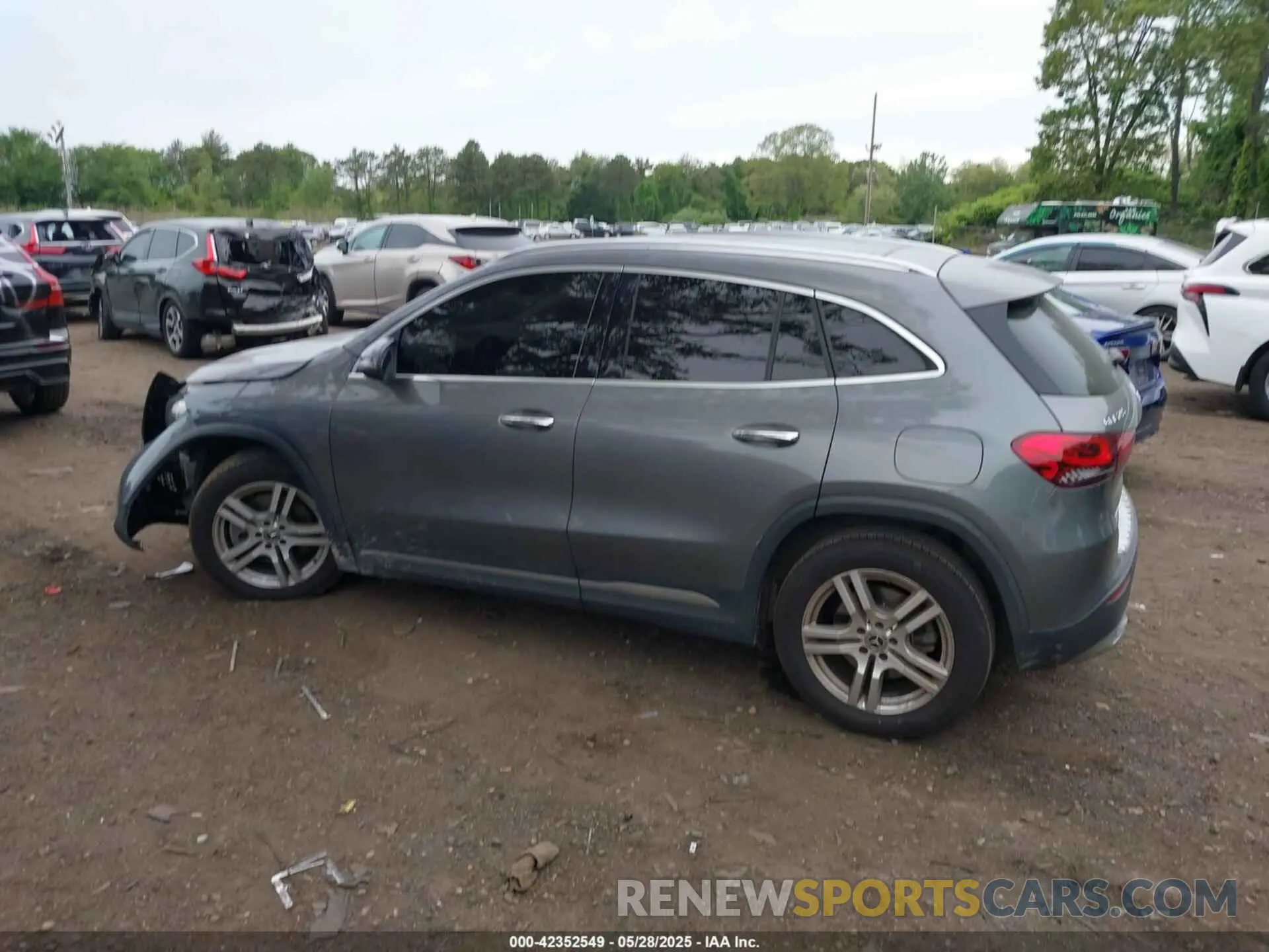 14 fotografías del automóvil dañado W1N4N4HB0MJ235877 MERCEDES-BENZ GLA 250 2021