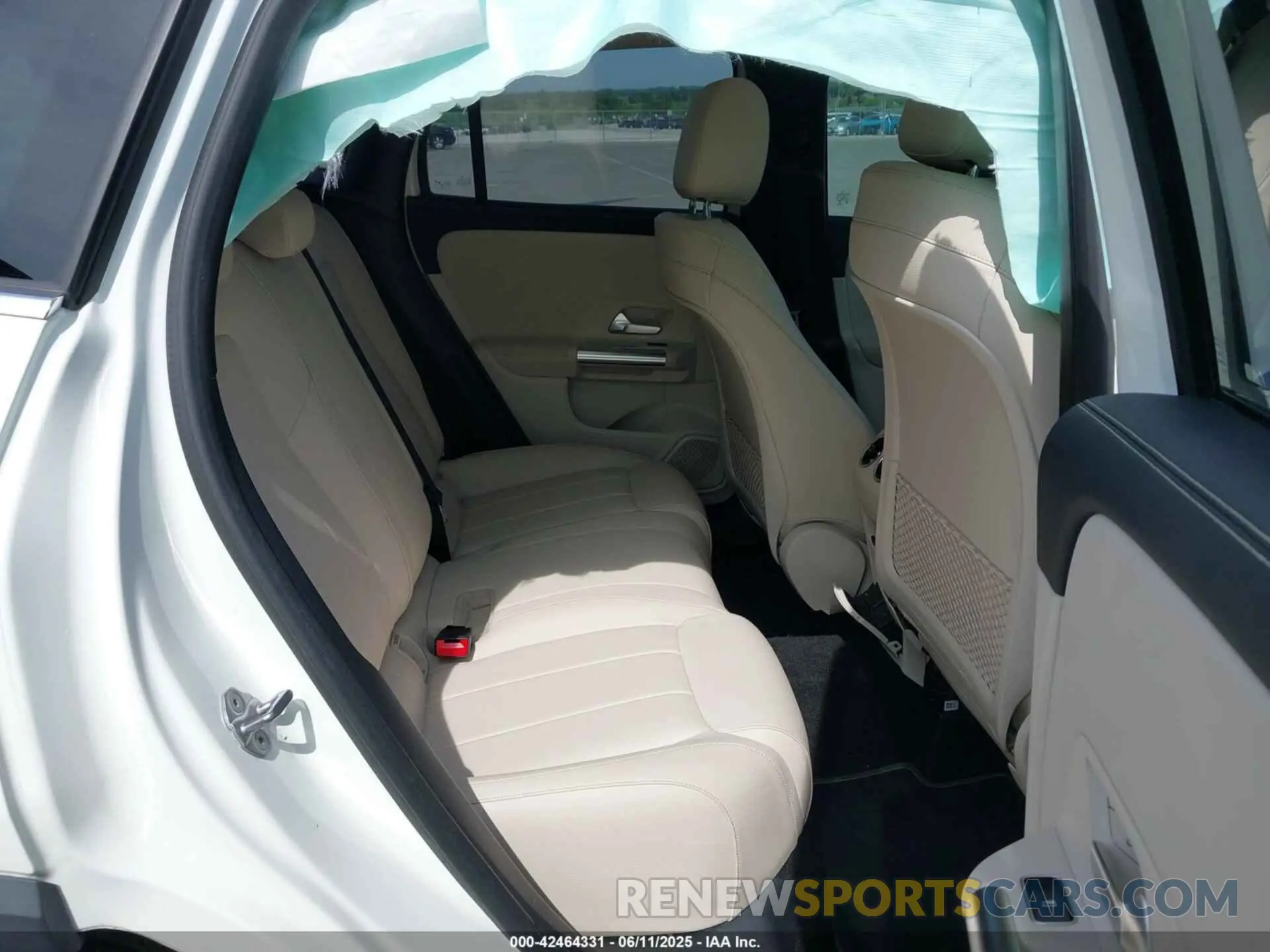 8 fotografías del automóvil dañado W1N4N4HB1MJ263039 MERCEDES-BENZ GLA 250 2021