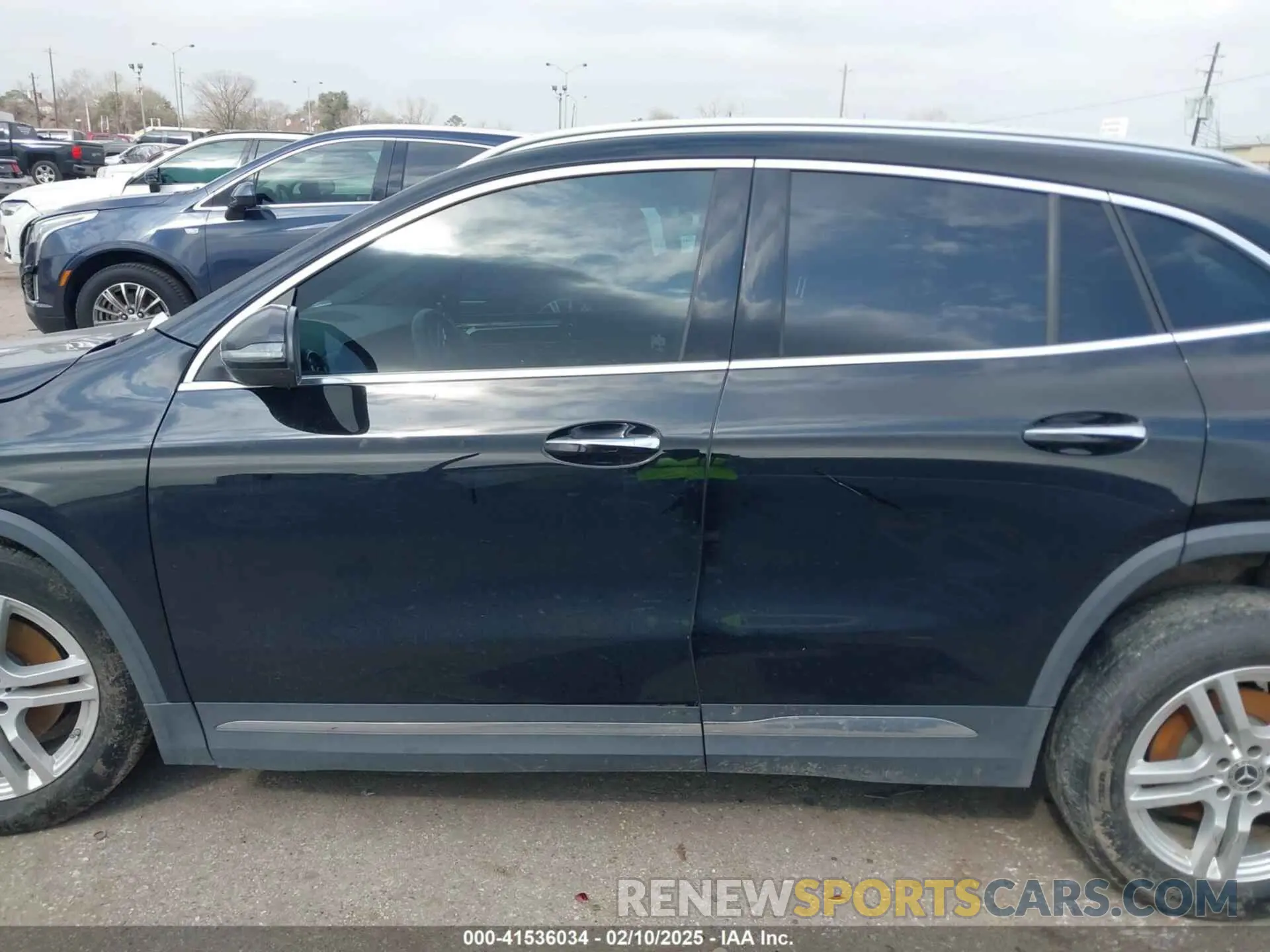 14 fotografías del automóvil dañado W1N4N4HB4MJ189101 MERCEDES-BENZ GLA 250 2021