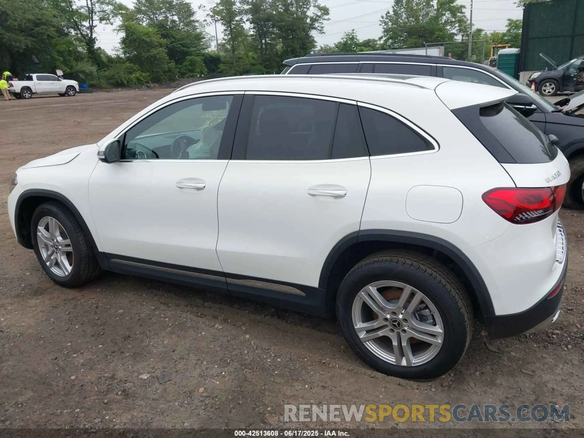 14 fotografías del automóvil dañado W1N4N4HB4MJ265366 MERCEDES-BENZ GLA 250 2021