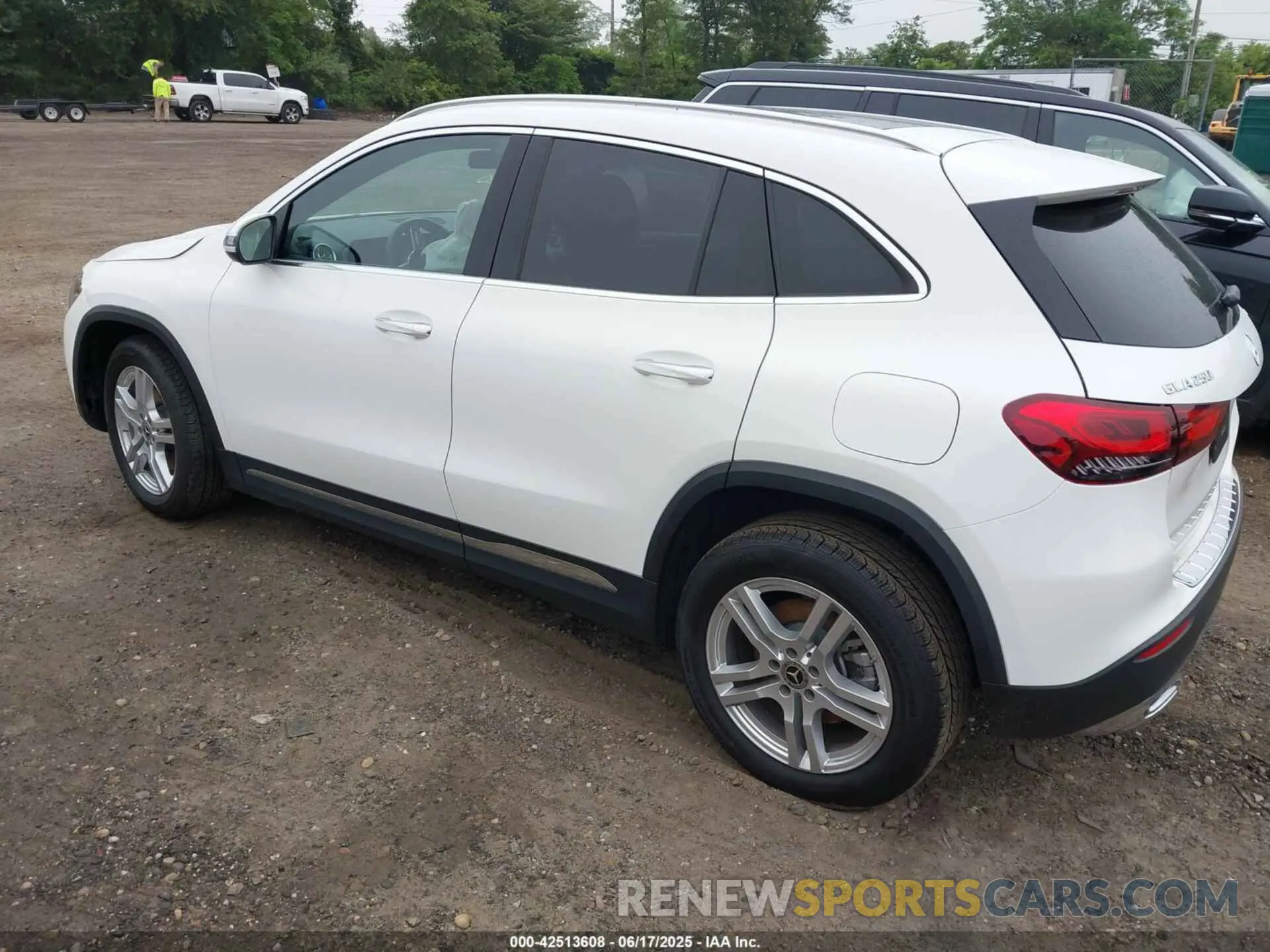 3 fotografías del automóvil dañado W1N4N4HB4MJ265366 MERCEDES-BENZ GLA 250 2021