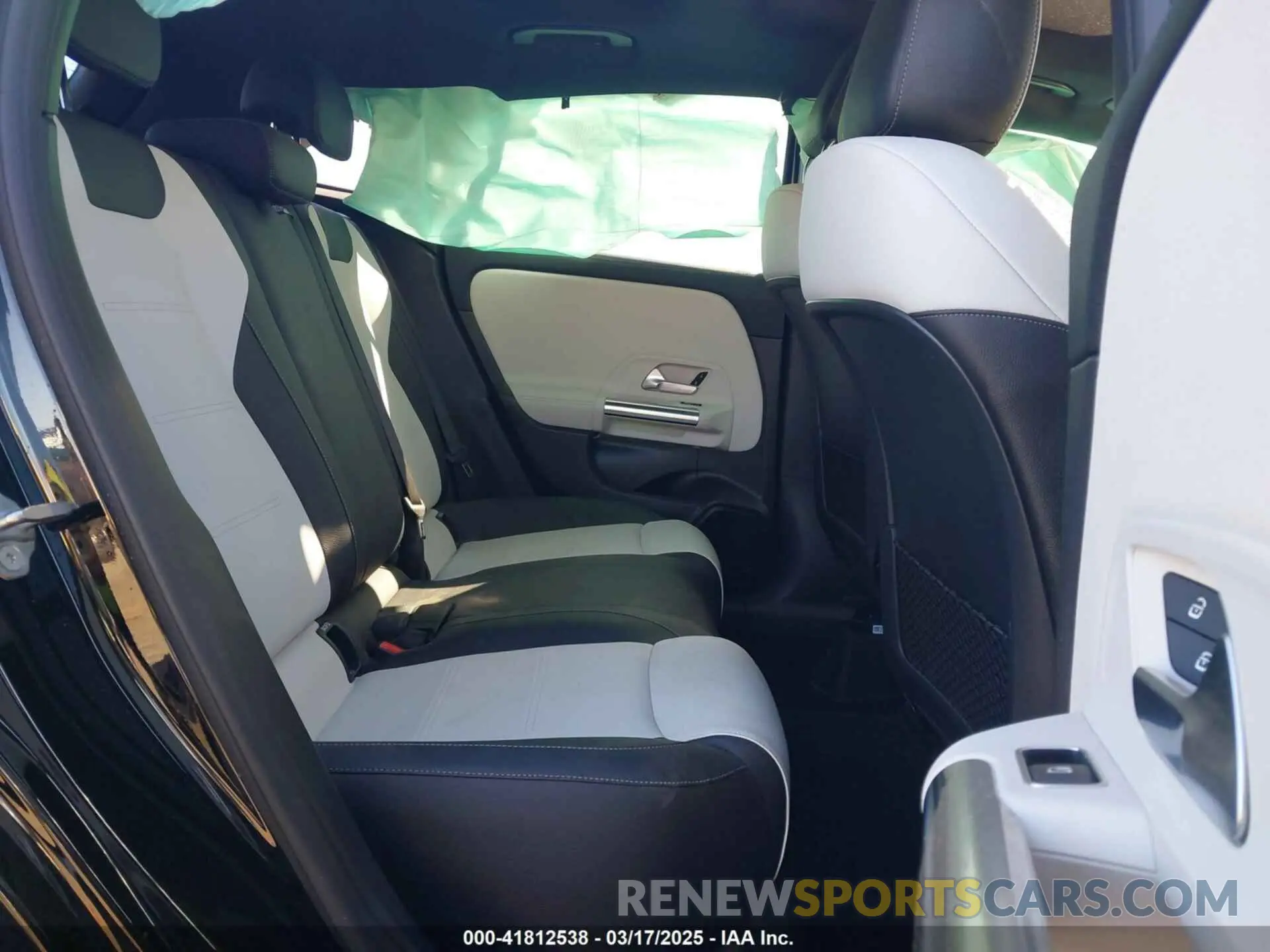 8 fotografías del automóvil dañado W1N4N4HB7MJ184961 MERCEDES-BENZ GLA 250 2021