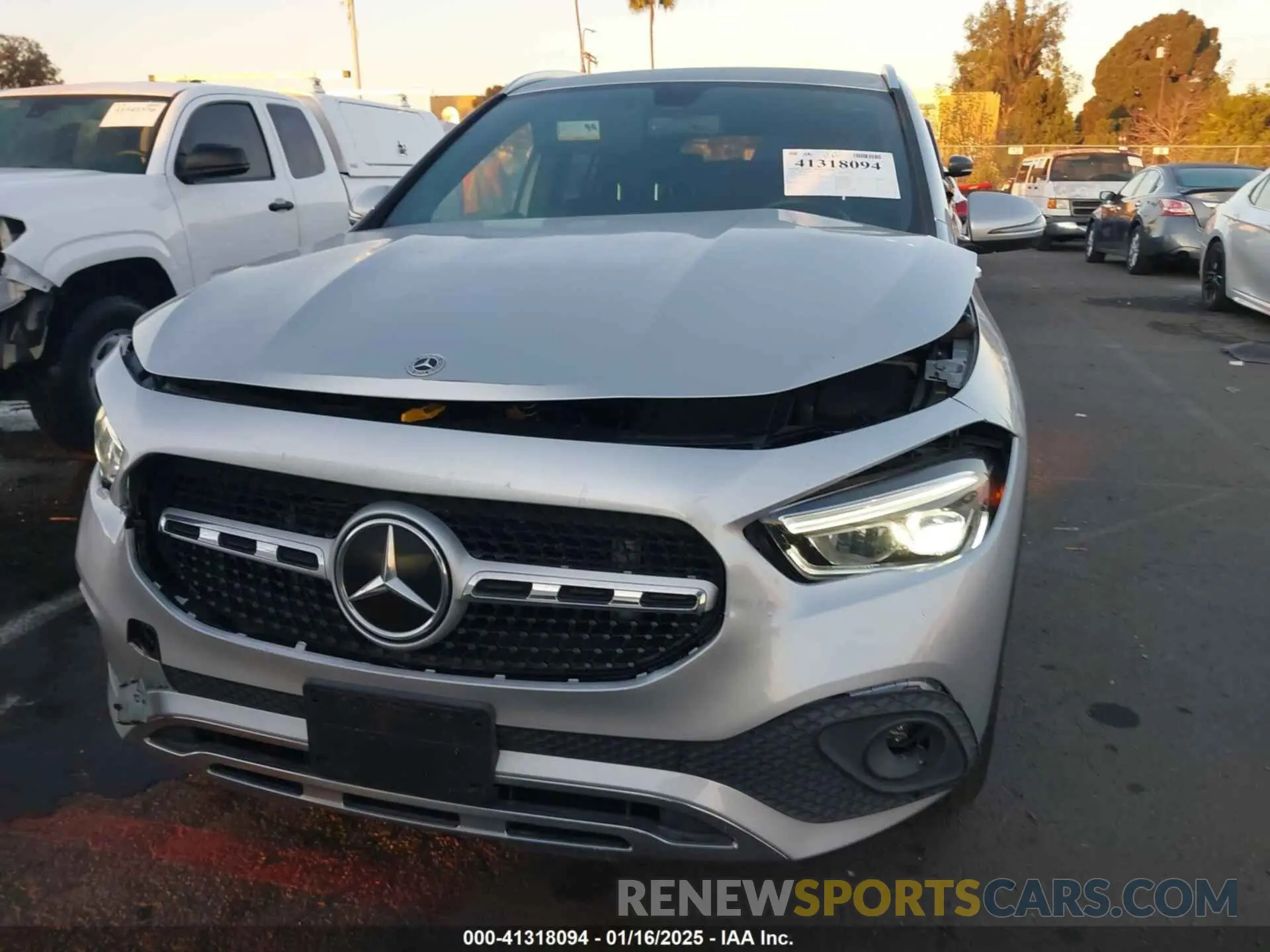 12 fotografías del automóvil dañado W1N4N4GB5NJ394770 MERCEDES-BENZ GLA 250 2022