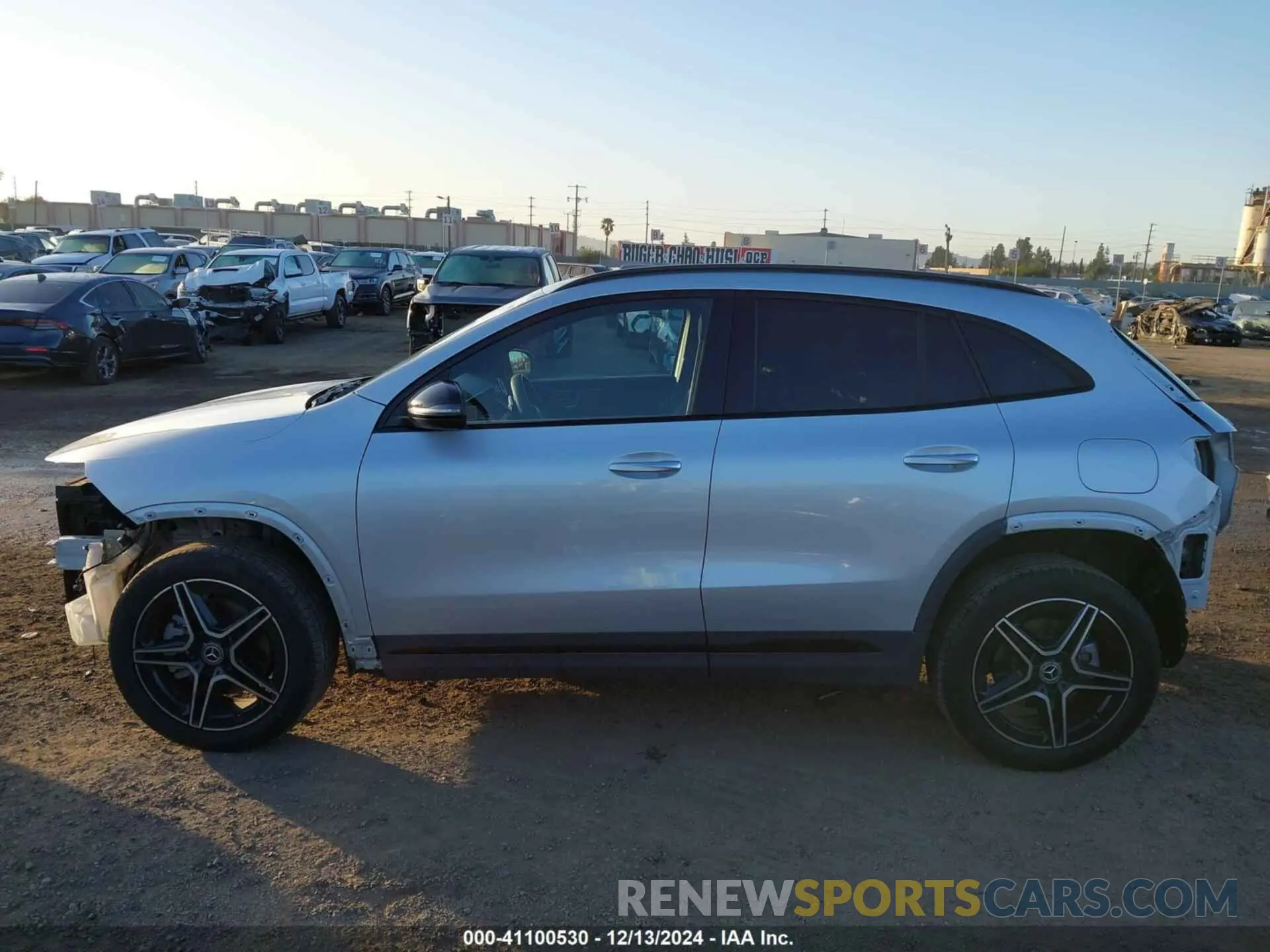 15 fotografías del automóvil dañado W1N4N4GBXNJ325704 MERCEDES-BENZ GLA 250 2022
