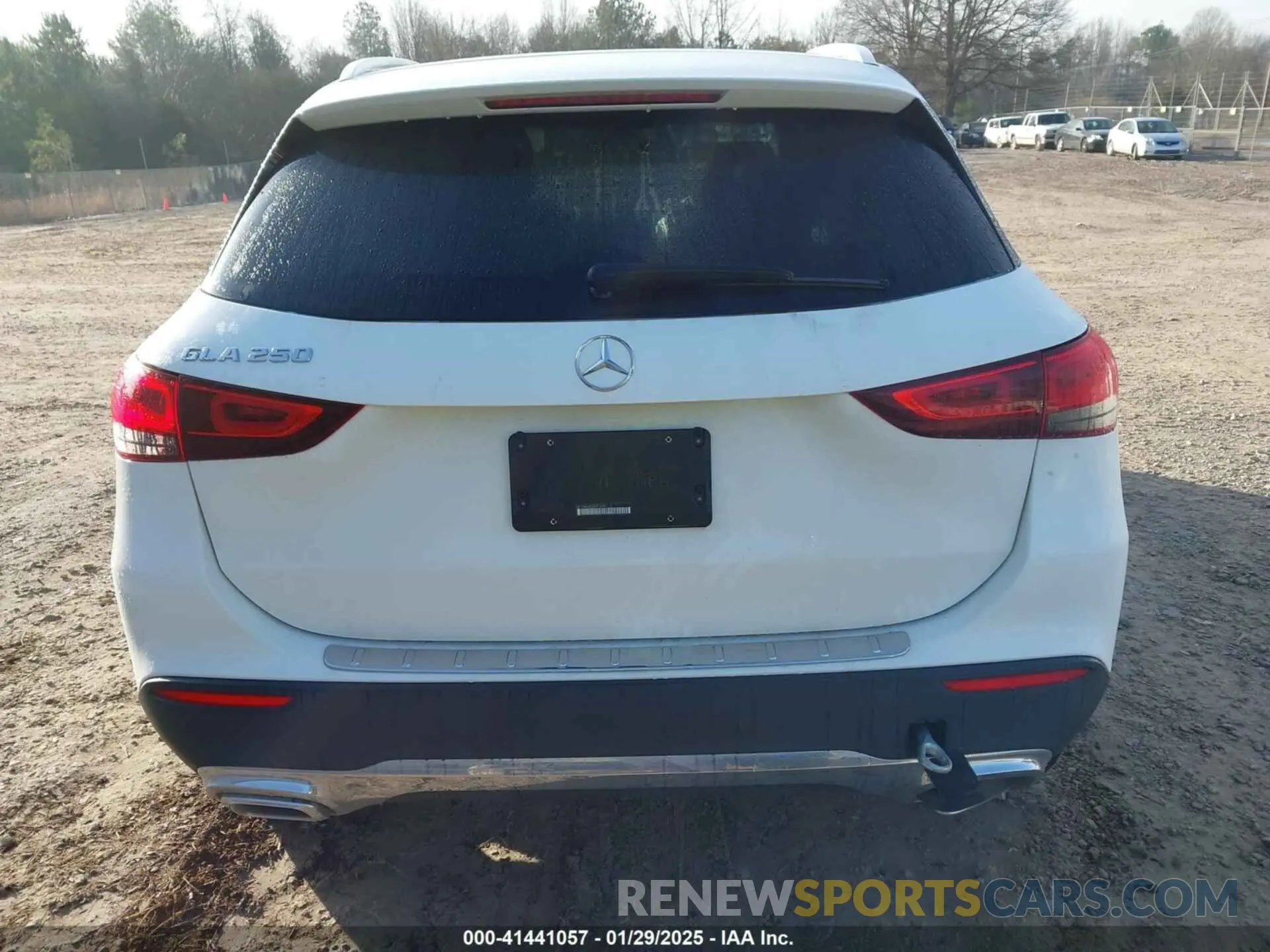 16 fotografías del automóvil dañado W1N4N4GB0PJ448110 MERCEDES-BENZ GLA 250 2023
