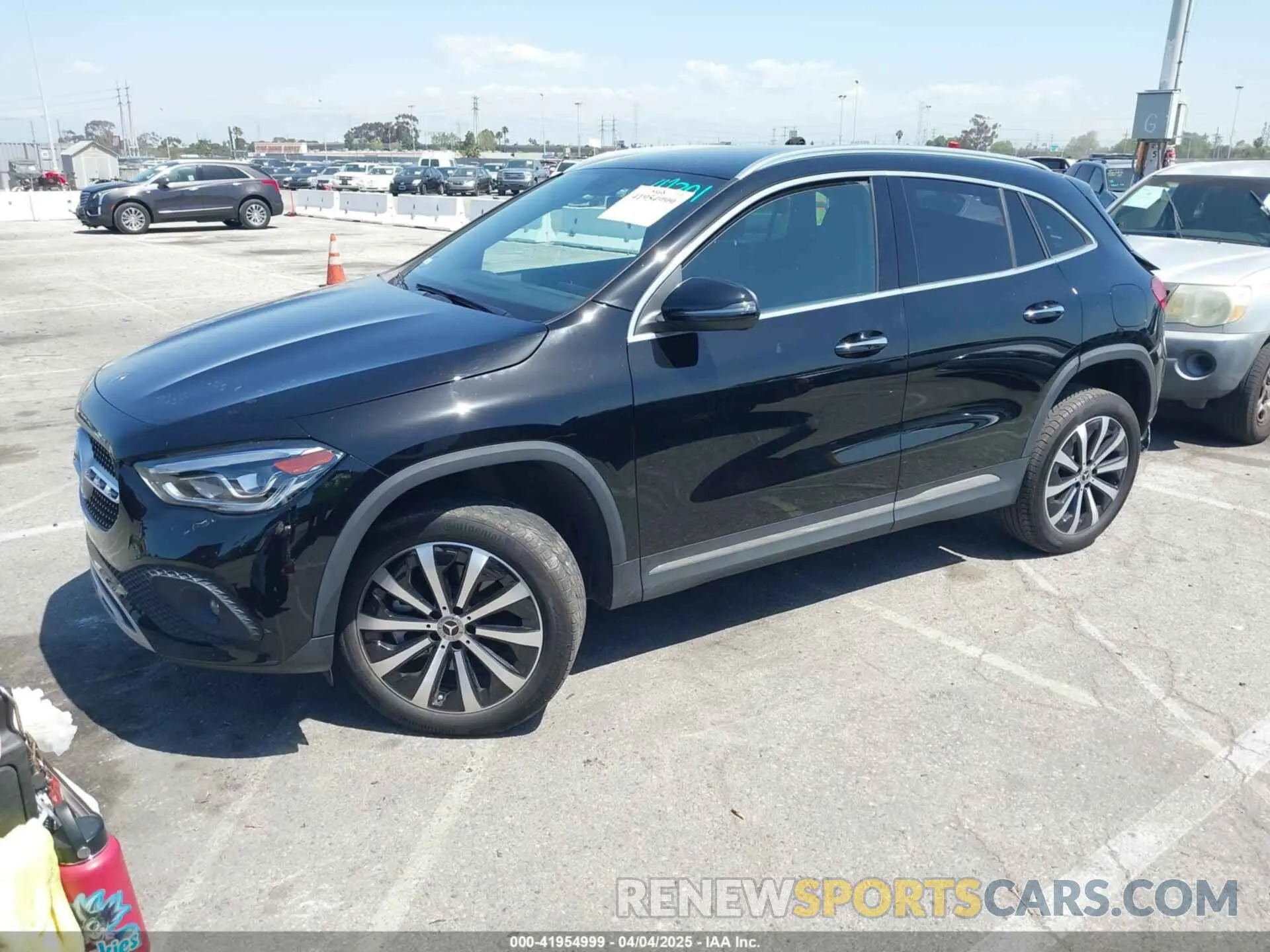 2 fotografías del automóvil dañado W1N4N4GB1PJ510839 MERCEDES-BENZ GLA 250 2023
