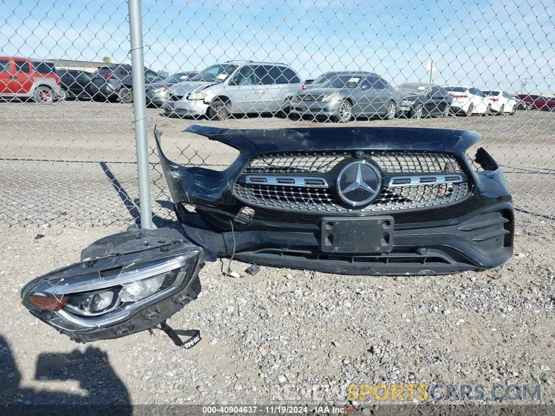 12 fotografías del automóvil dañado W1N4N4GB6PJ518287 MERCEDES-BENZ GLA 250 2023