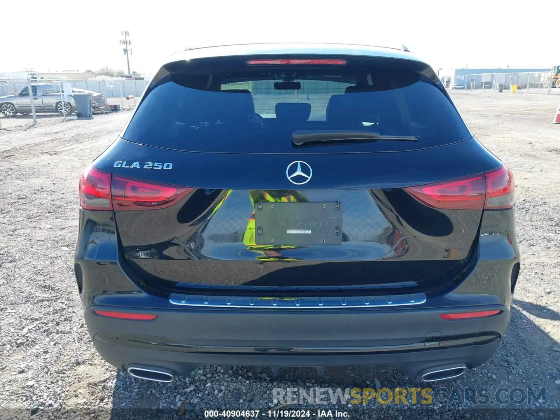17 fotografías del automóvil dañado W1N4N4GB6PJ518287 MERCEDES-BENZ GLA 250 2023