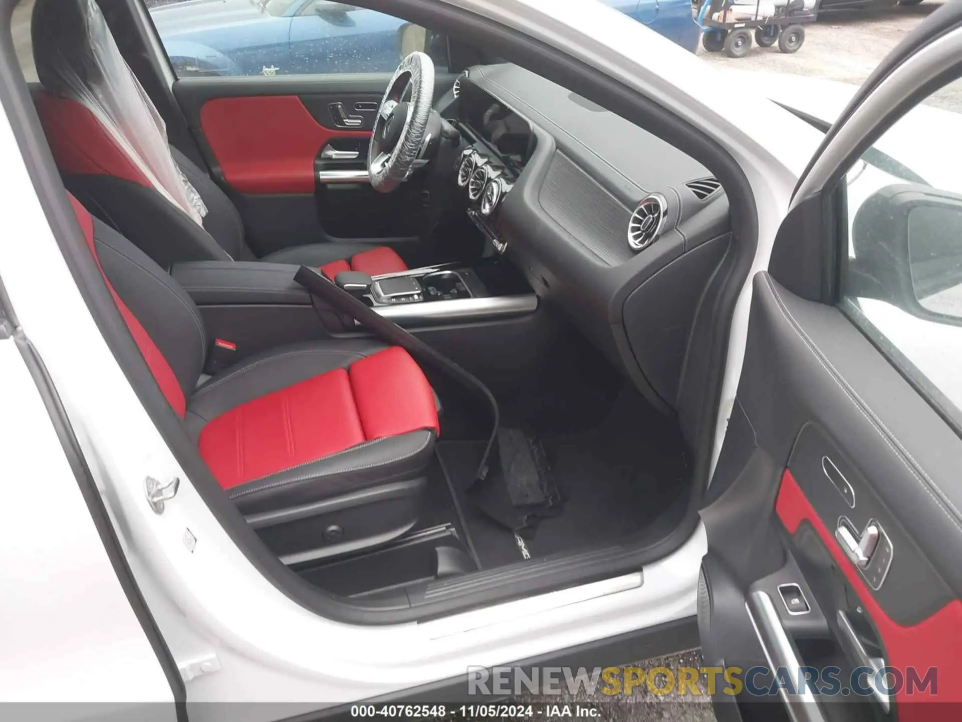 5 fotografías del automóvil dañado W1N4N4GBXPJ430777 MERCEDES-BENZ GLA 250 2023