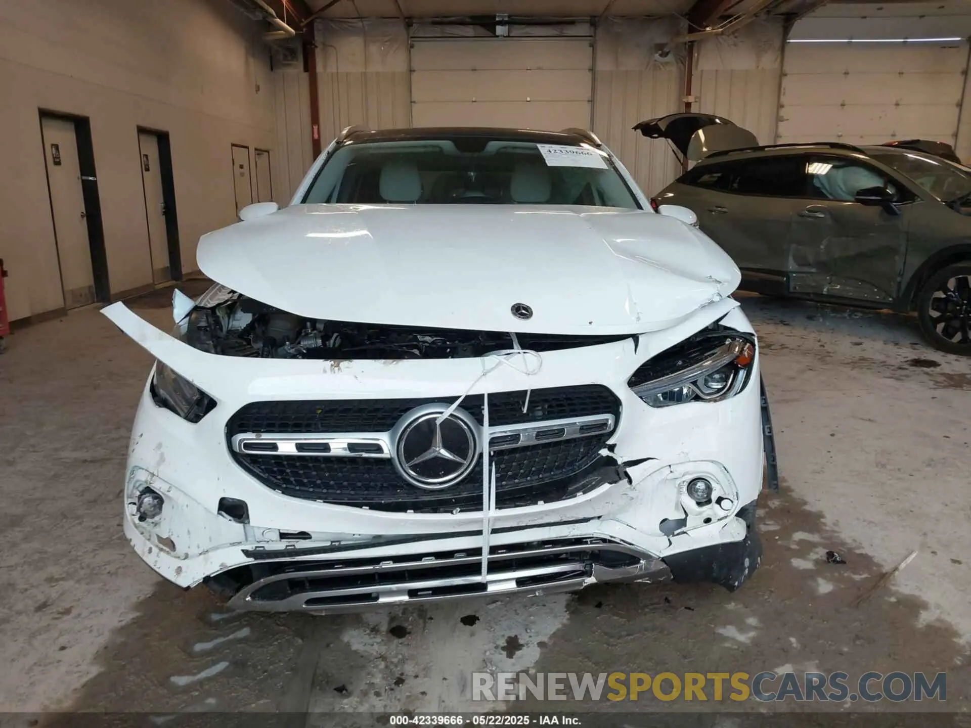 12 fotografías del automóvil dañado W1N4N4HB3PJ479110 MERCEDES-BENZ GLA 250 2023