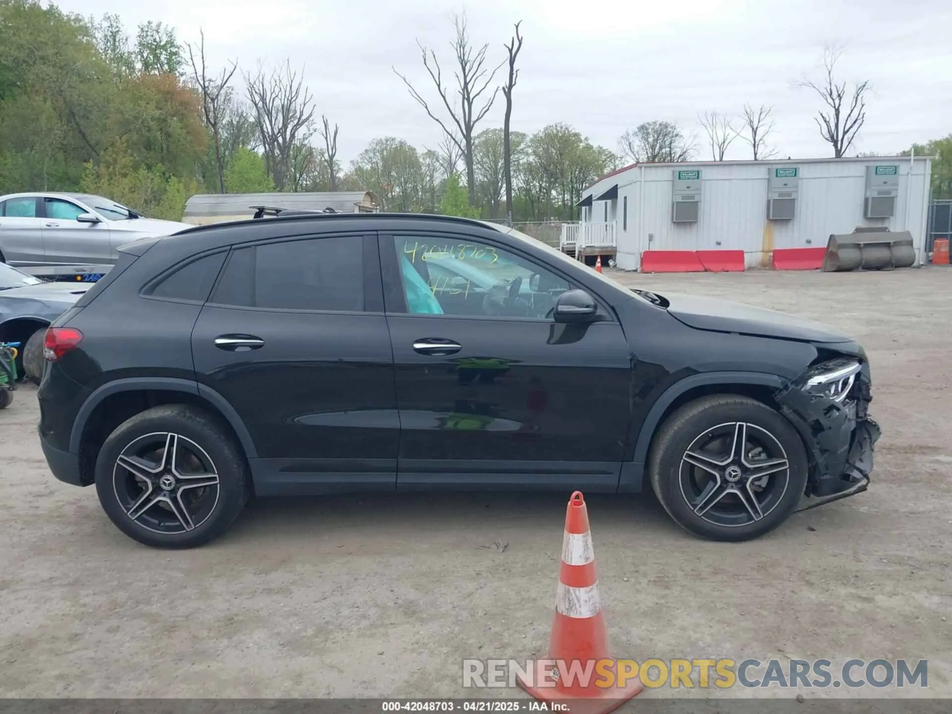 13 fotografías del automóvil dañado W1N4N4HB3PJ506550 MERCEDES-BENZ GLA 250 2023