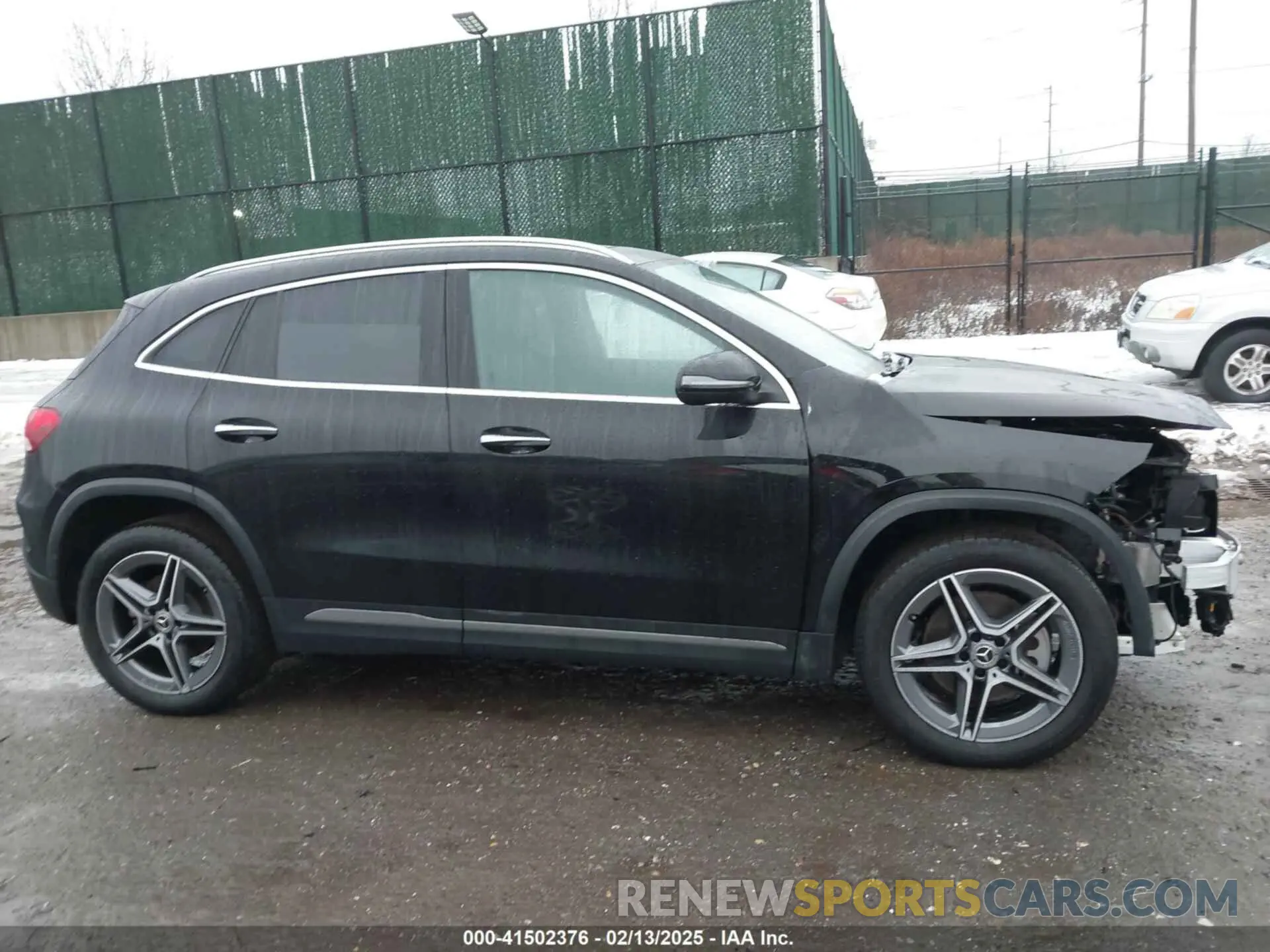 13 fotografías del automóvil dañado W1N4N4HB4PJ467578 MERCEDES-BENZ GLA 250 2023