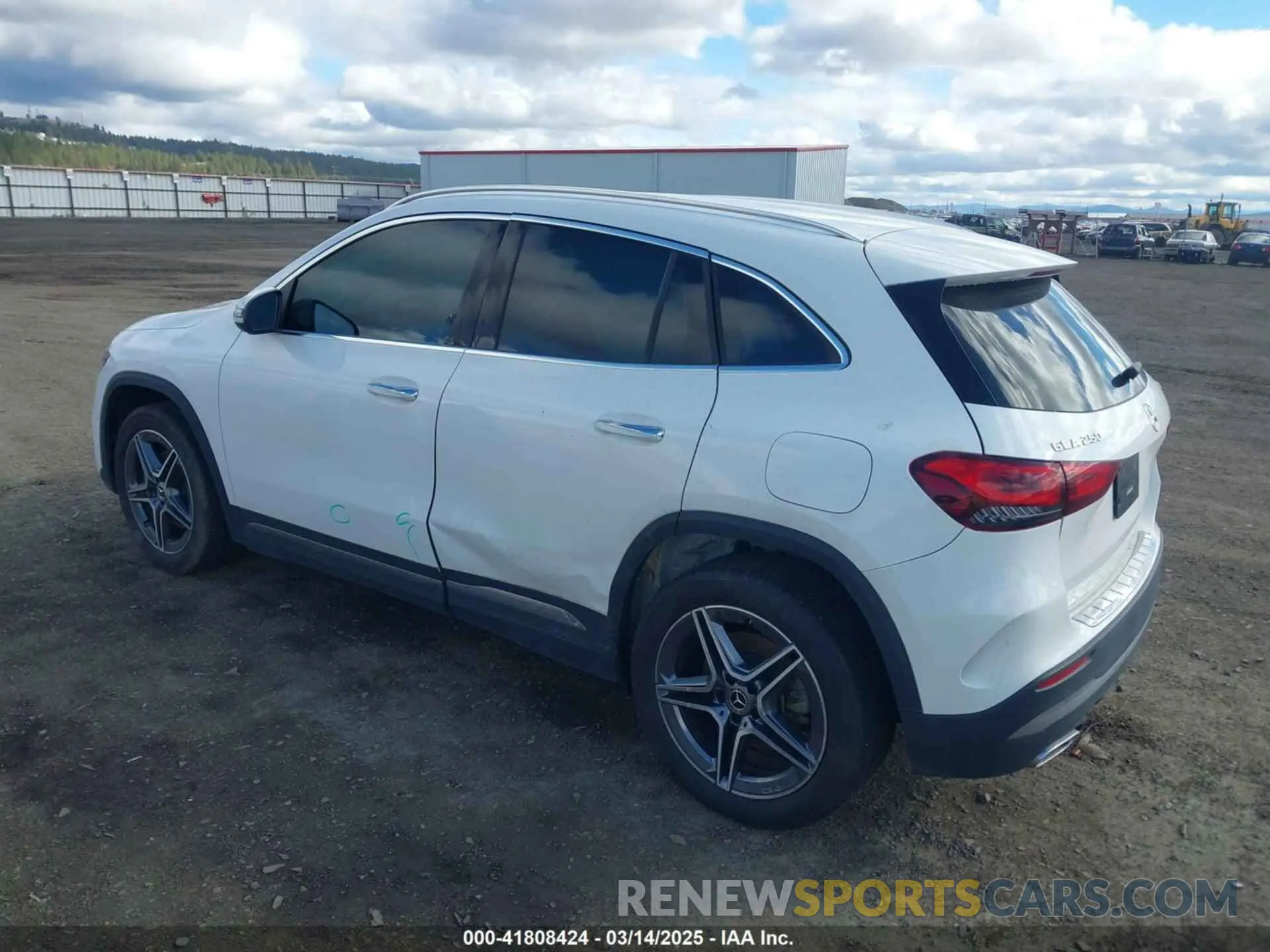 3 fotografías del automóvil dañado W1N4N4HB6PJ487038 MERCEDES-BENZ GLA 250 2023
