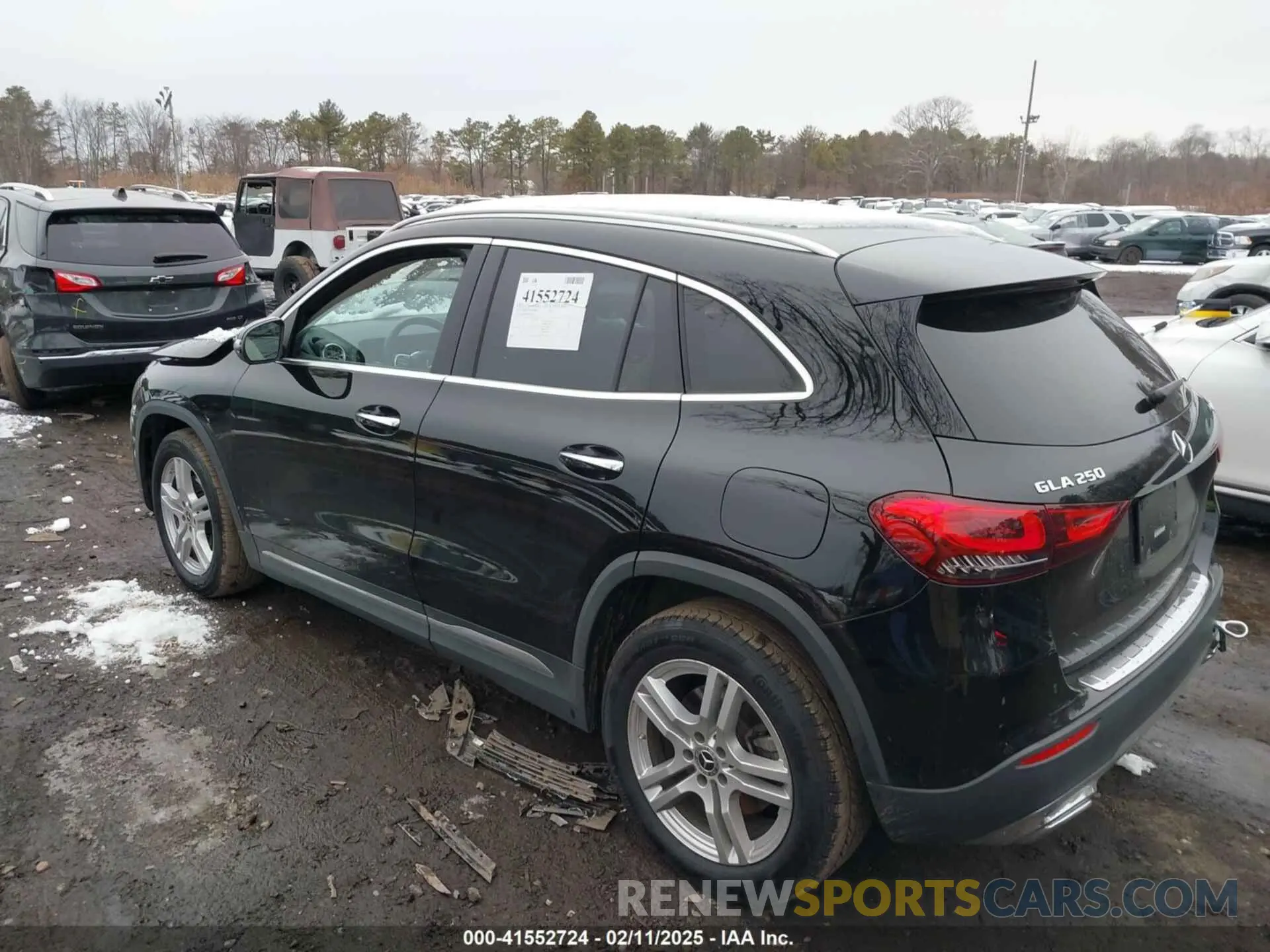 14 fotografías del automóvil dañado W1N4N4HB7PJ429679 MERCEDES-BENZ GLA 250 2023