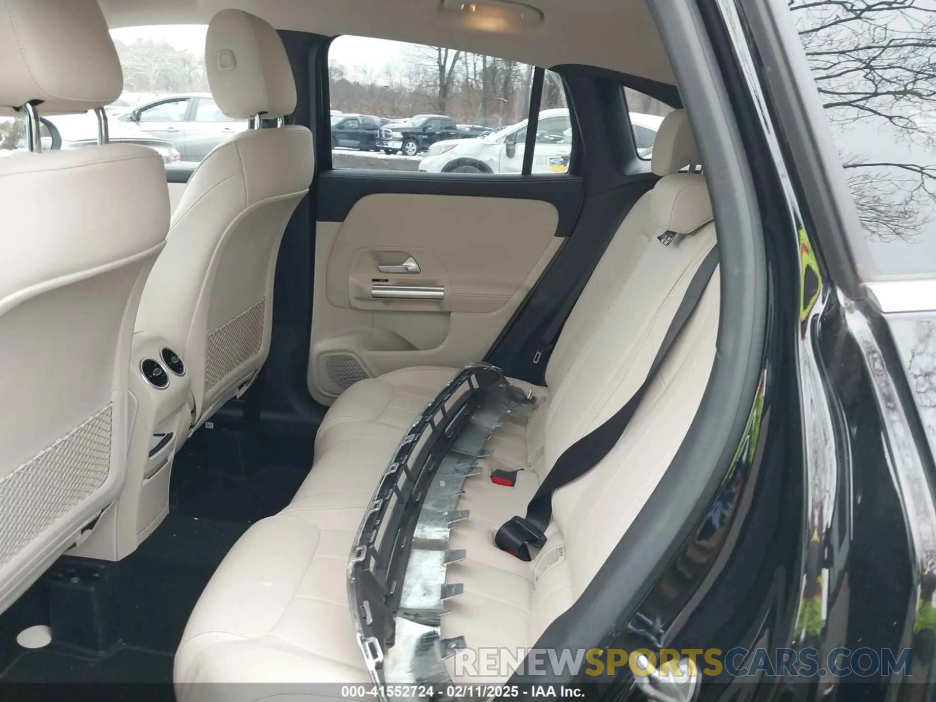 8 fotografías del automóvil dañado W1N4N4HB7PJ429679 MERCEDES-BENZ GLA 250 2023