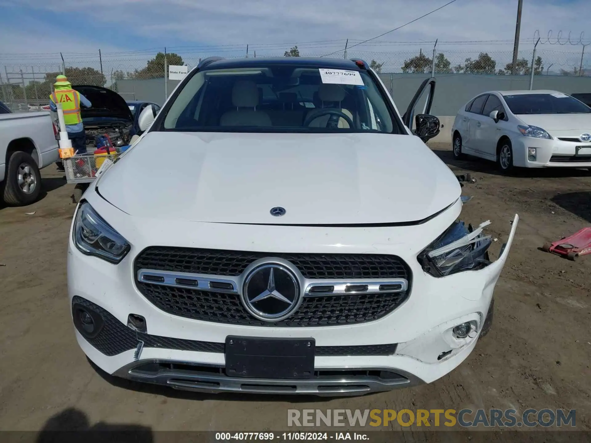 12 fotografías del automóvil dañado W1N4N4HB8PJ469186 MERCEDES-BENZ GLA 250 2023