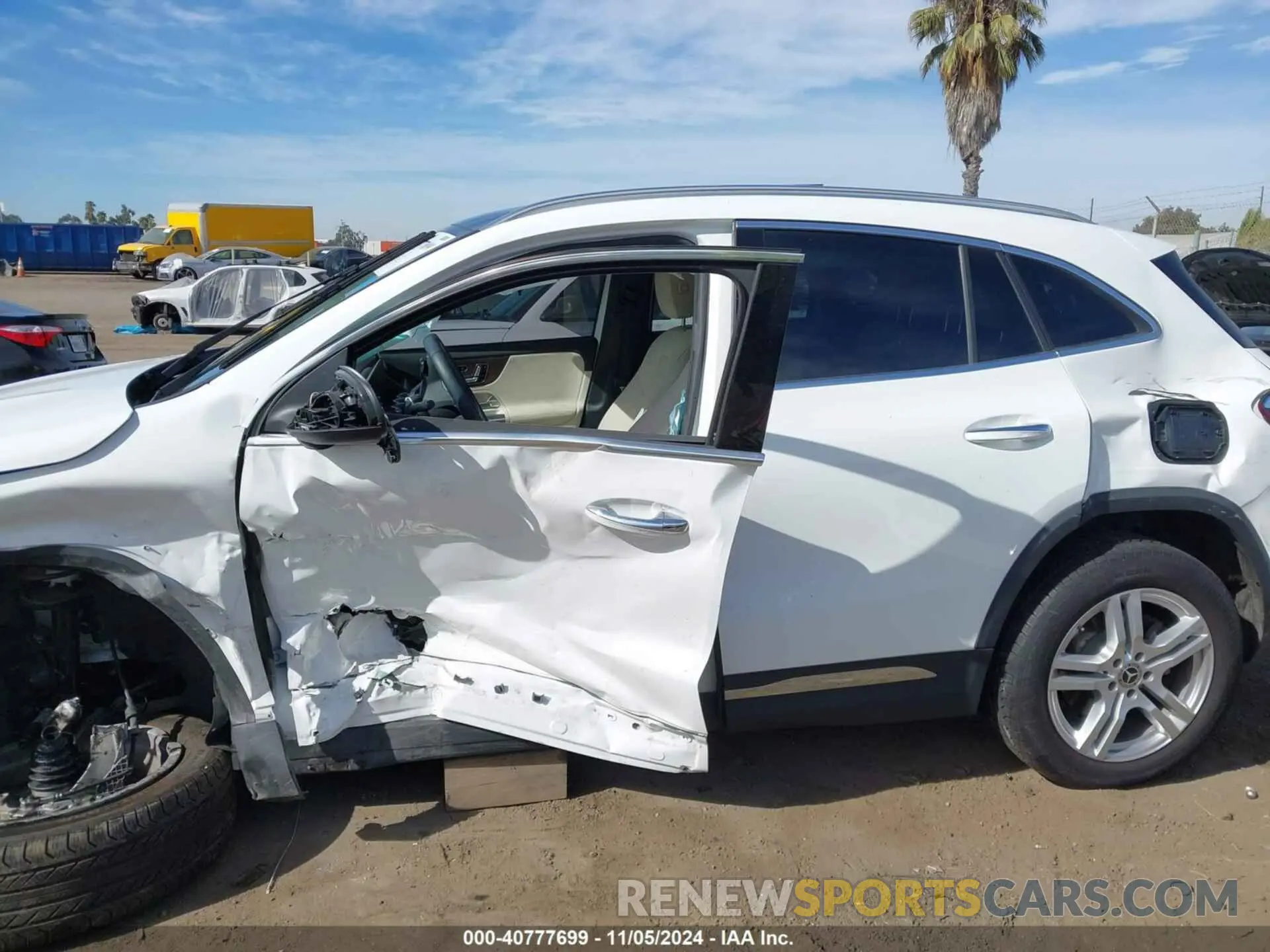 14 fotografías del automóvil dañado W1N4N4HB8PJ469186 MERCEDES-BENZ GLA 250 2023