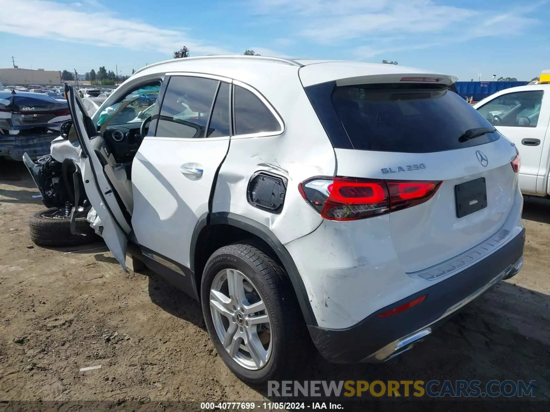 3 fotografías del automóvil dañado W1N4N4HB8PJ469186 MERCEDES-BENZ GLA 250 2023