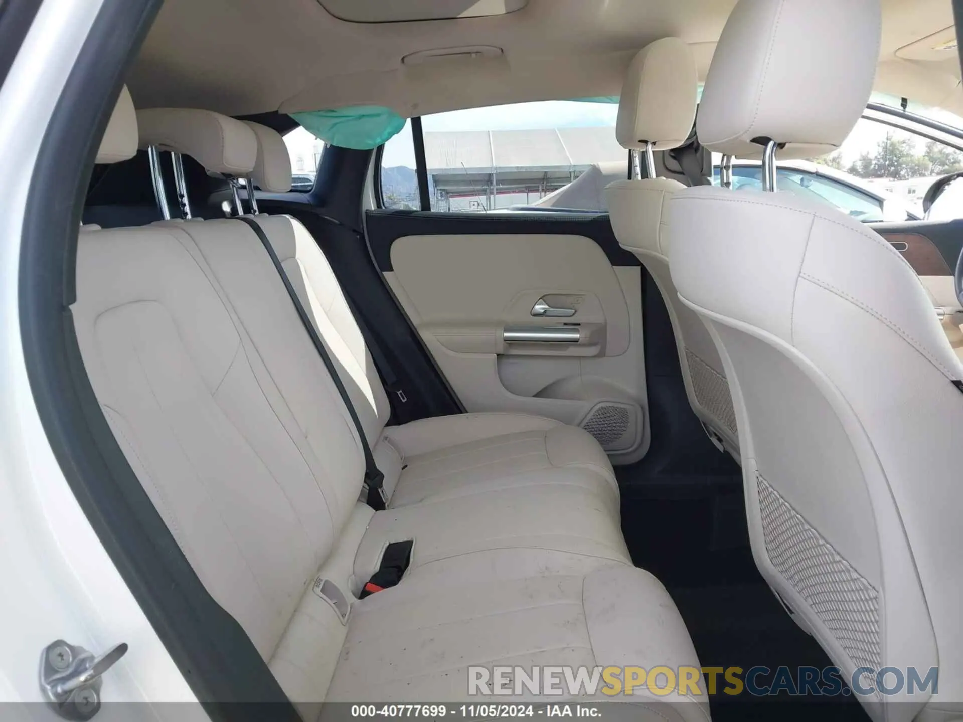 8 fotografías del automóvil dañado W1N4N4HB8PJ469186 MERCEDES-BENZ GLA 250 2023