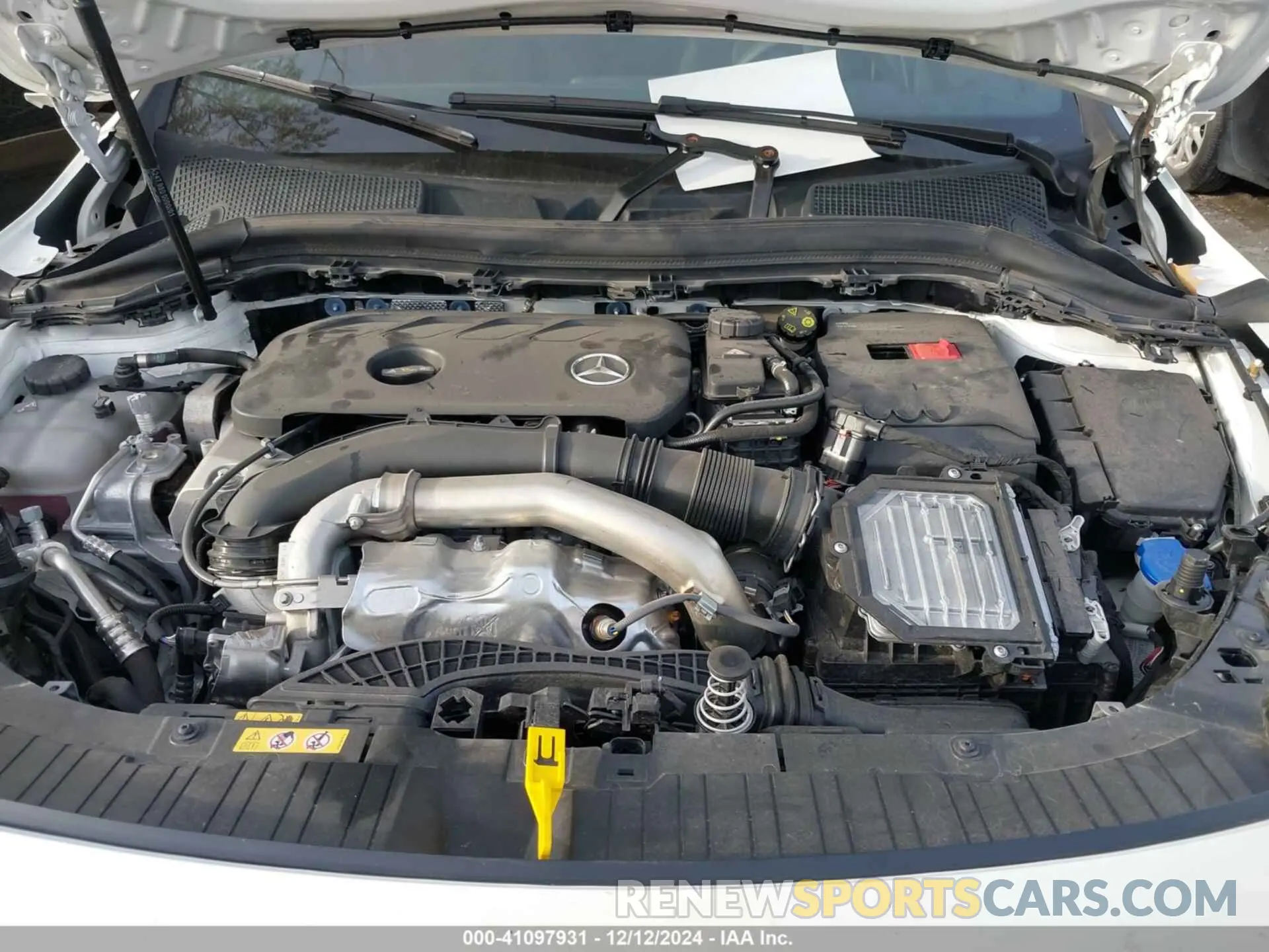 10 fotografías del automóvil dañado W1N4N4GB3SJ637911 MERCEDES-BENZ GLA 250 2025