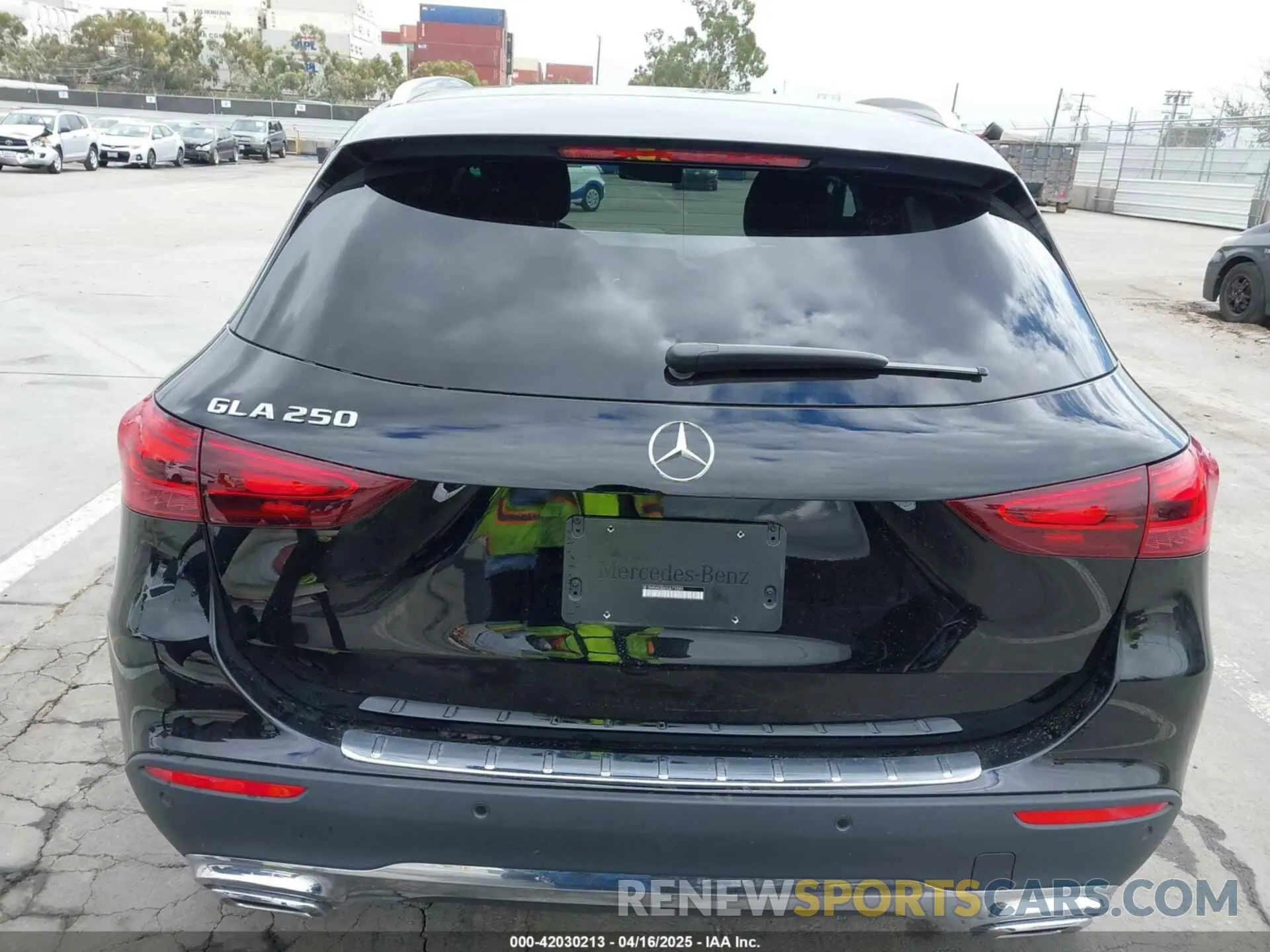 16 fotografías del automóvil dañado W1N4N4GB6SJ672085 MERCEDES-BENZ GLA 250 2025