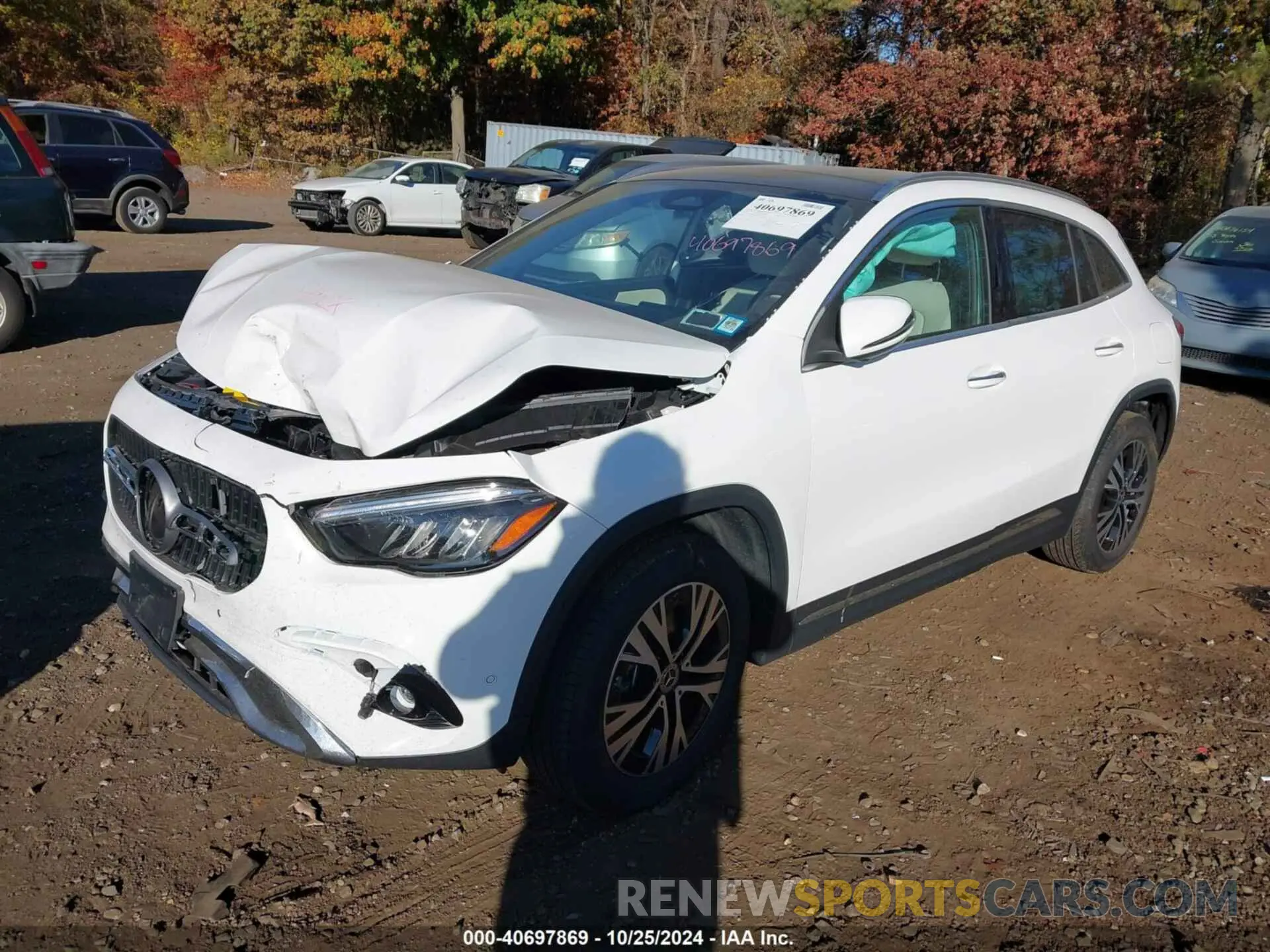 2 fotografías del automóvil dañado W1N4N4HBXSJ643543 MERCEDES-BENZ GLA 250 2025