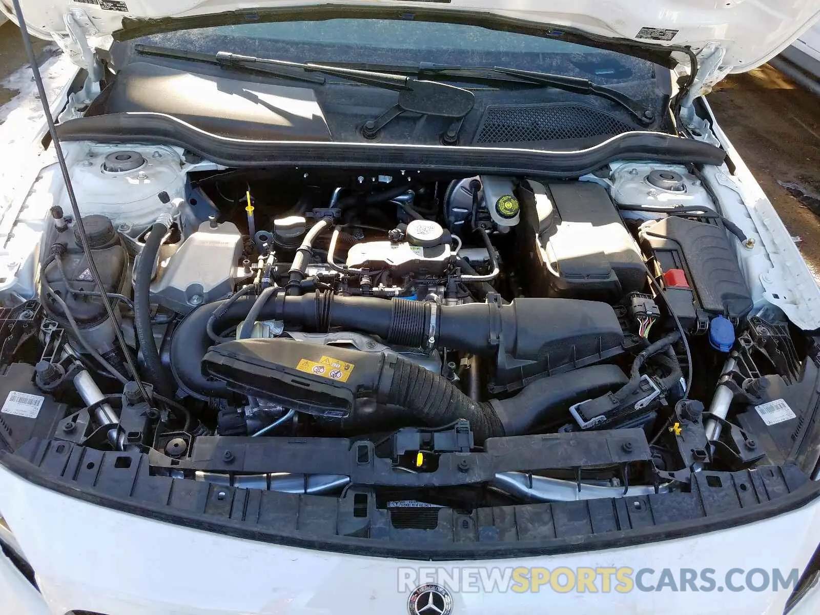 7 fotografías del automóvil dañado WDCTG4GB3KU000278 MERCEDES-BENZ GLA 250 4M 2019