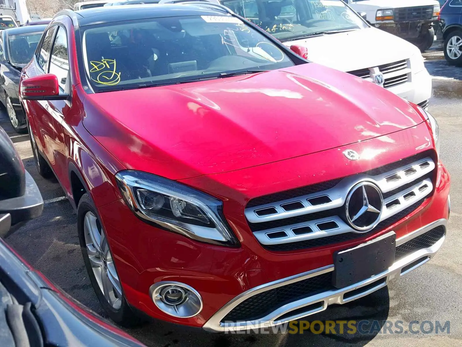 1 fotografías del automóvil dañado WDCTG4GB4KJ589763 MERCEDES-BENZ GLA 250 4M 2019