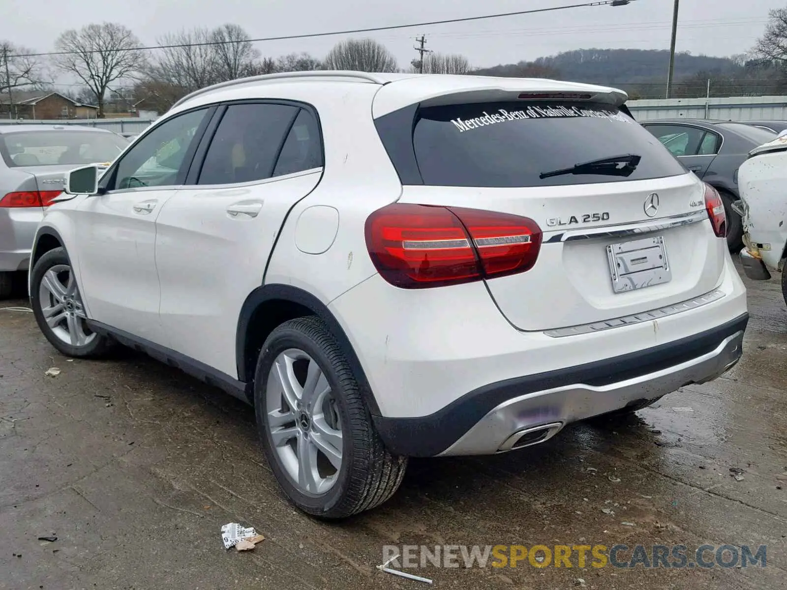 3 fotografías del automóvil dañado WDCTG4GBXKU000889 MERCEDES-BENZ GLA 250 4M 2019