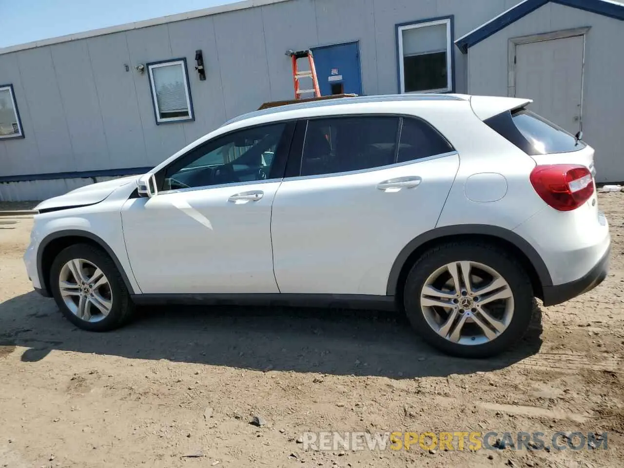 2 fotografías del automóvil dañado WDCTG4GB8JJ490958 MERCEDES-BENZ GLA-CLASS 2018