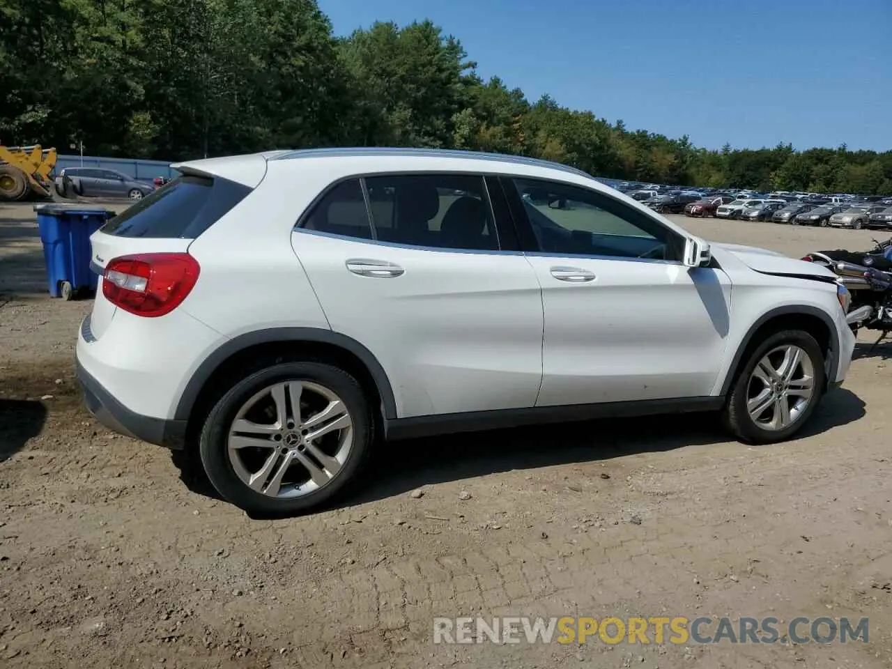 3 fotografías del automóvil dañado WDCTG4GB8JJ490958 MERCEDES-BENZ GLA-CLASS 2018