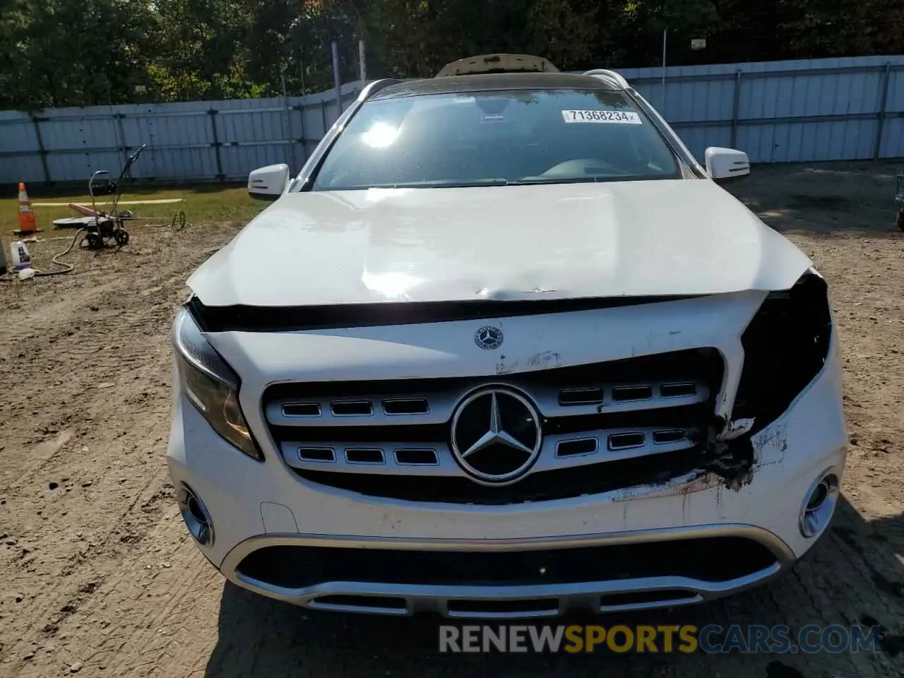 5 fotografías del automóvil dañado WDCTG4GB8JJ490958 MERCEDES-BENZ GLA-CLASS 2018