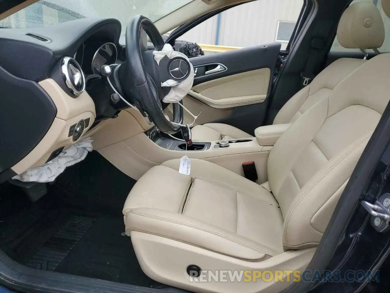 7 fotografías del automóvil dañado WDCTG4EB1KJ551703 MERCEDES-BENZ GLA-CLASS 2019