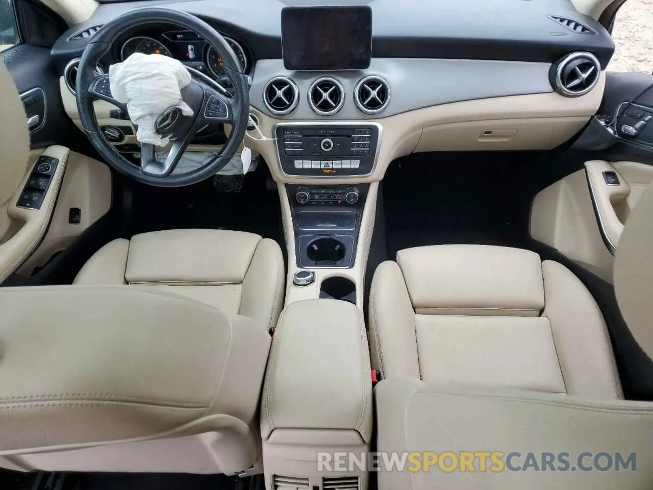 8 fotografías del automóvil dañado WDCTG4EB1KJ551703 MERCEDES-BENZ GLA-CLASS 2019