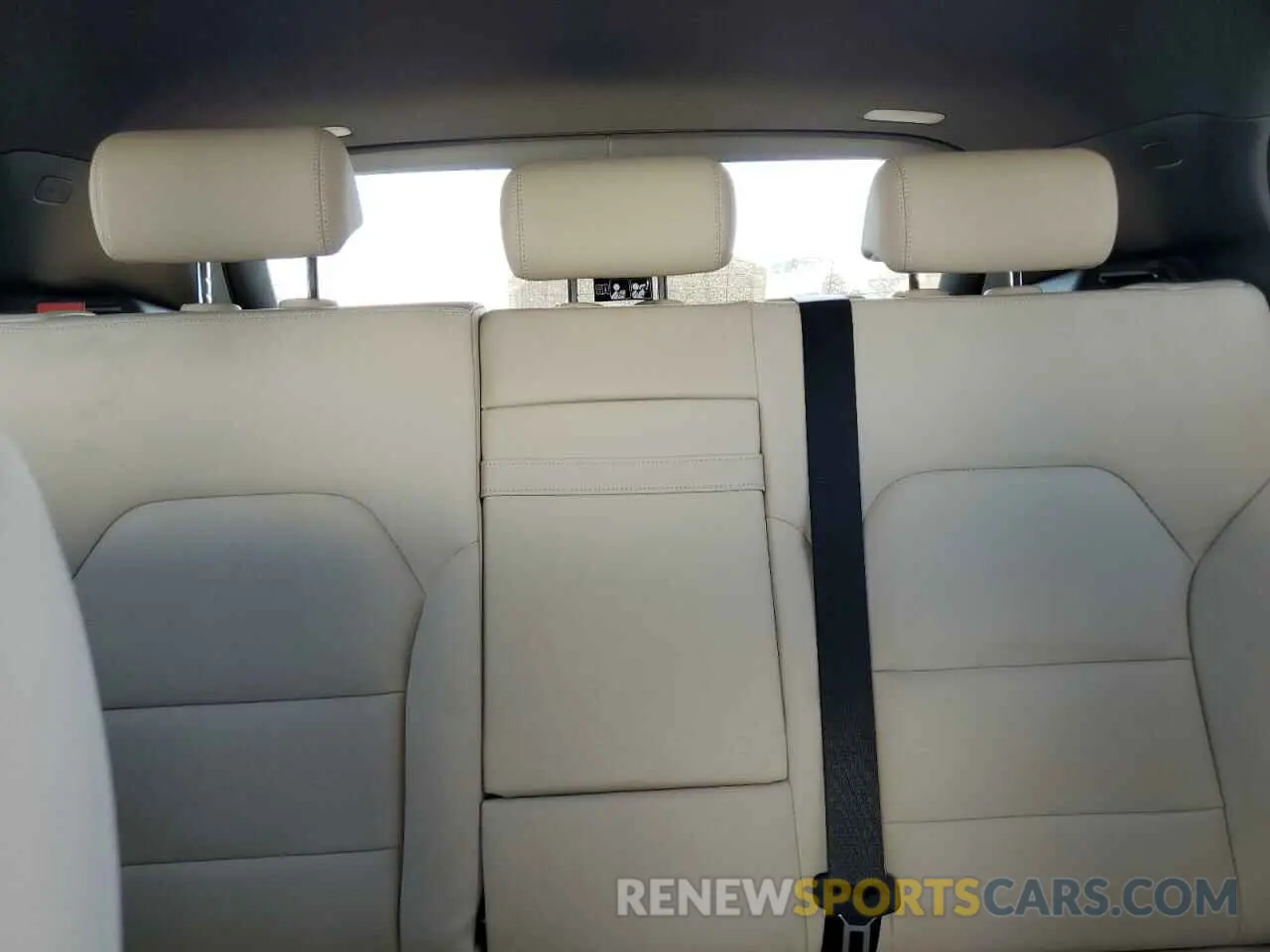 10 fotografías del automóvil dañado WDCTG4EB3KU015575 MERCEDES-BENZ GLA-CLASS 2019
