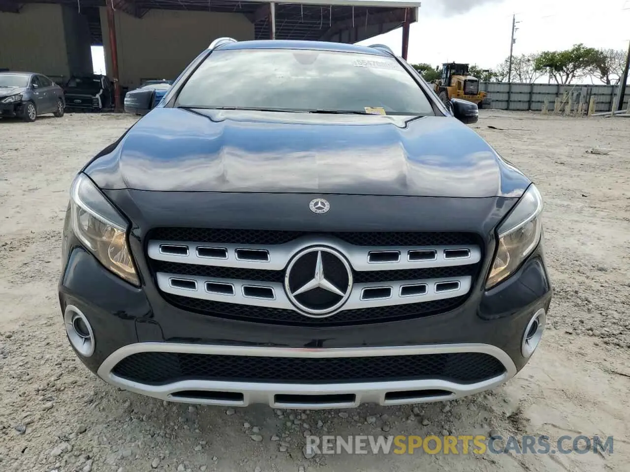 5 fotografías del automóvil dañado WDCTG4EB5KJ548982 MERCEDES-BENZ GLA-CLASS 2019