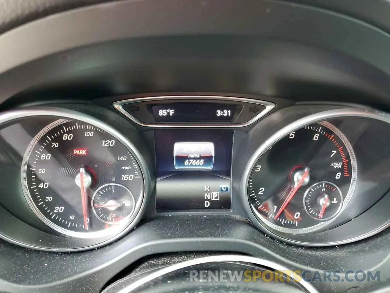 9 fotografías del automóvil dañado WDCTG4EB5KJ548982 MERCEDES-BENZ GLA-CLASS 2019