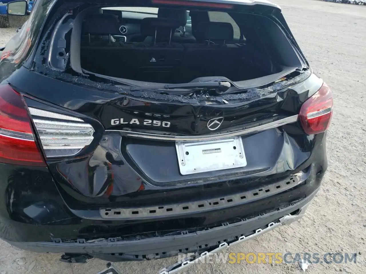9 fotografías del automóvil dañado WDCTG4EB5KU005730 MERCEDES-BENZ GLA-CLASS 2019