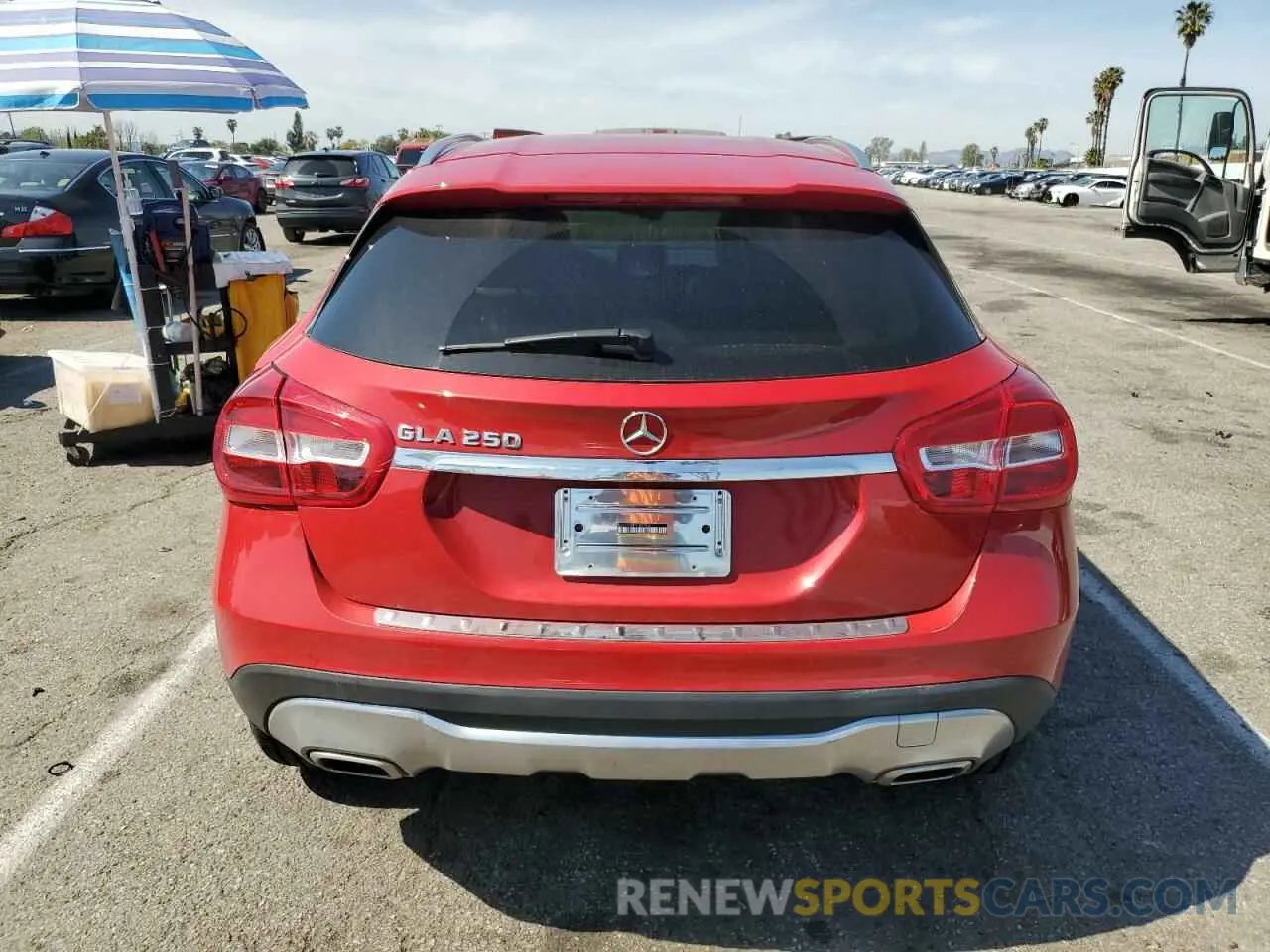 6 fotografías del automóvil dañado WDCTG4EB5KU007882 MERCEDES-BENZ GLA-CLASS 2019