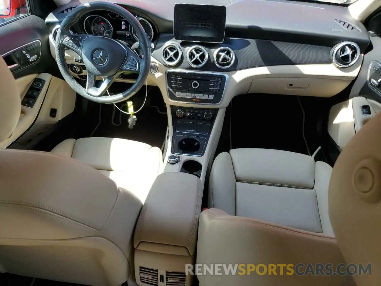8 fotografías del automóvil dañado WDCTG4EB5KU007882 MERCEDES-BENZ GLA-CLASS 2019