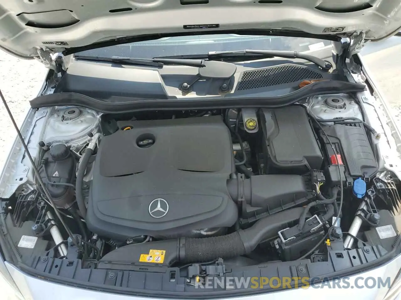 12 fotografías del automóvil dañado WDCTG4EB8KU015099 MERCEDES-BENZ GLA-CLASS 2019