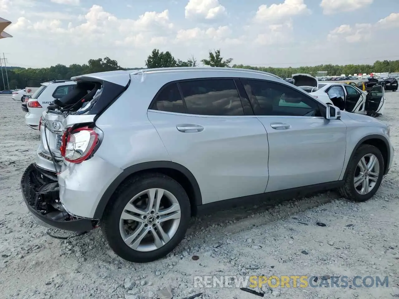3 fotografías del automóvil dañado WDCTG4EB8KU015099 MERCEDES-BENZ GLA-CLASS 2019