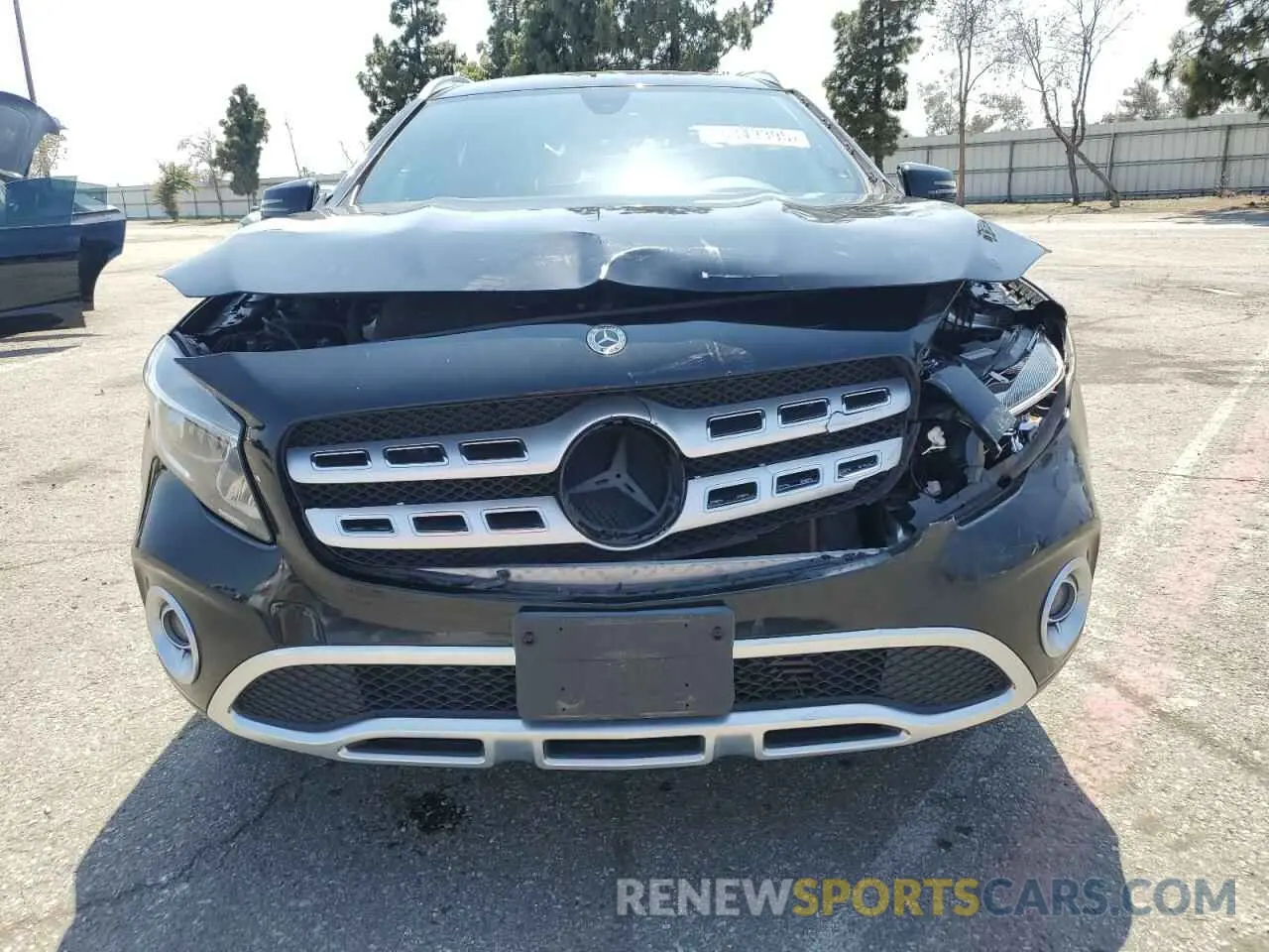 5 fotografías del automóvil dañado WDCTG4EB9KJ551075 MERCEDES-BENZ GLA-CLASS 2019