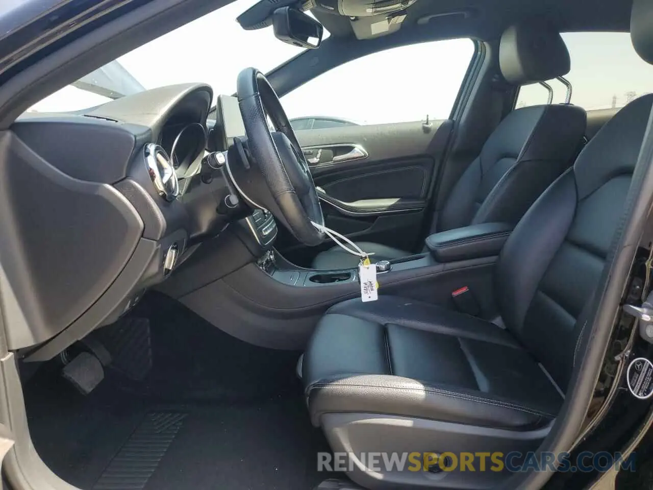 7 fotografías del automóvil dañado WDCTG4EB9KJ551075 MERCEDES-BENZ GLA-CLASS 2019